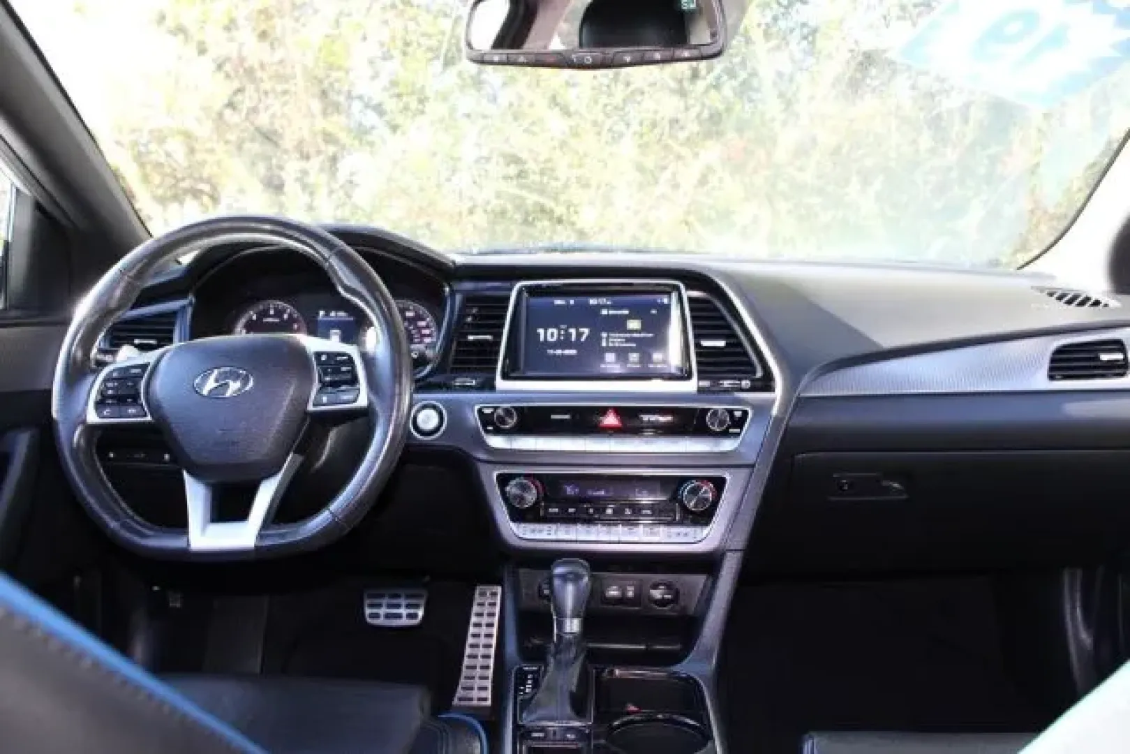 2019 Hyundai Sonata Limited 2.0T (5NPE34AB0KH) with an 2L I-4 gasoline direct injection engine, located at 3598 James B White Hwy South, Whiteville, NC, 28472, (910) 642-3196, 34.294846, -78.732613 - Discover the perfect blend of style, performance, and comfort with the 2019 Hyundai Sonata Limited 2.0T, available now at Car City - Whitesville, located at 3598 James B White Hwy South, Whiteville, NC 28472. This sedan is ideal for both daily commuters and those weekend road warriors seeking advent - Photo#6