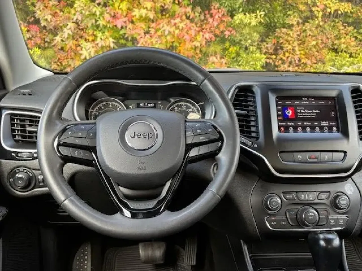 2021 /Black Jeep Cherokee Altitude FWD (1C4PJLLB4MD) with an Other engine, located at 2761 East Hwy 501, Conway, SC, 29526, (843) 331-1151, 33.781528, -78.989883 - **Discover the Ultimate Adventure with the 2021 Jeep Cherokee Altitude in Conway, SC!**<br /> <br /> Are you ready to elevate your weekend adventures or transform your daily commute into an exciting journey? The 2021 Jeep Cherokee Altitude is your ticket to a lifestyle filled with exploration, comfo - Photo#7