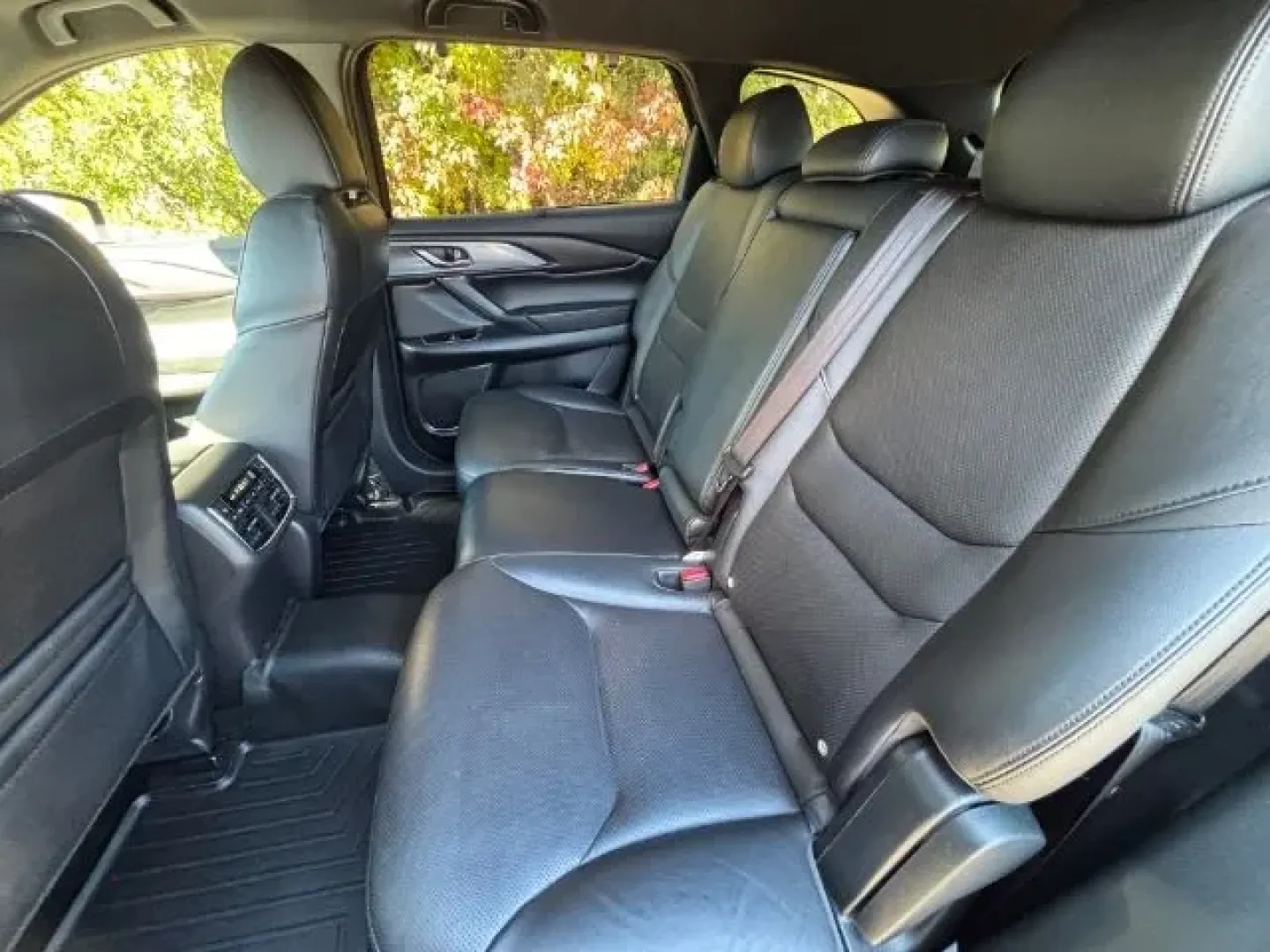 2018 /Black, leather Mazda CX-9 Grand Touring AWD (JM3TCBDY4J0) with an 2.5L L4 DOHC 16V engine, 6-Speed Automatic transmission, located at 2761 East Hwy 501, Conway, SC, 29526, (843) 331-1151, 33.781528, -78.989883 - Are you ready to elevate your family road trips or daily commutes with an SUV that combines luxury, comfort, and reliability? Look no further than this stunning 2018 Mazda CX-9 Grand Touring AWD available at Car City - Conway. With its spacious interior, advanced safety features, and impressive perf - Photo#11