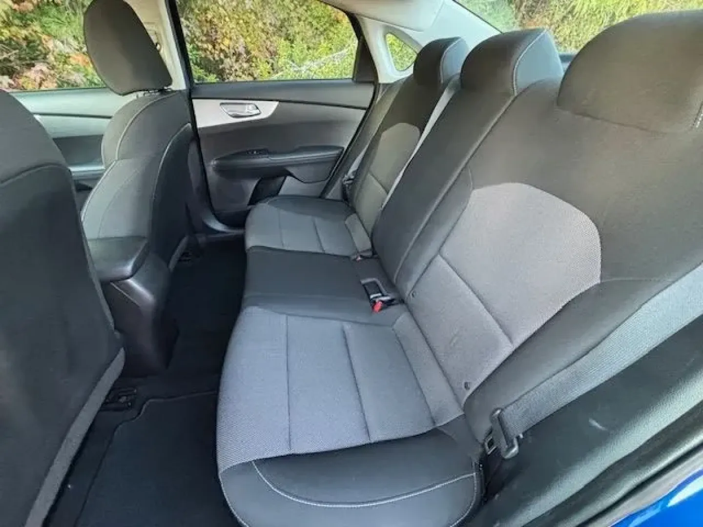 2023 /Black Kia Forte LXS (3KPF24AD4PE) with an 2L I-4 DOHC engine, located at 2761 East Hwy 501, Conway, SC, 29526, (843) 331-1151, 33.781528, -78.989883 - Discover the perfect companion for your daily commute or weekend adventures: the 2023 Kia Forte LXS, available now at Car City - Conway. This sleek, deep sea blue sedan combines style, practicality, and advanced technology to transform every drive into a memorable experience. Whether you're navigati - Photo#10