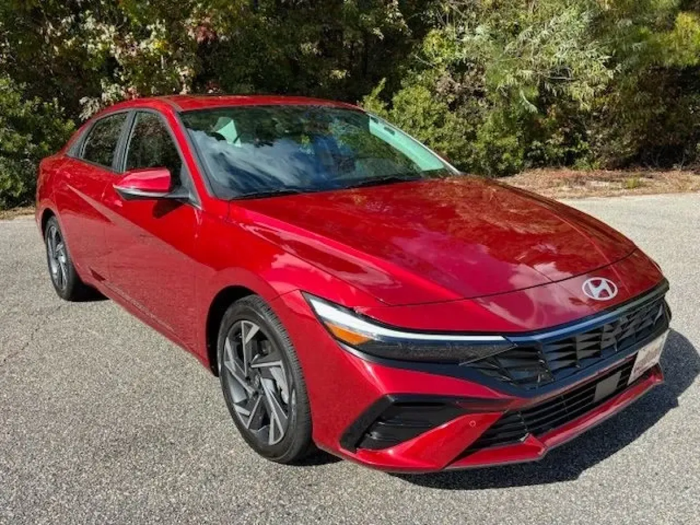 2024 /Black Hyundai Elantra Limited (KMHLP4DG7RU) with an Nu PE 2L I-4 DOHC engine, located at 2761 East Hwy 501, Conway, SC, 29526, (843) 331-1151, 33.781528, -78.989883 - **Discover the Perfect Blend of Style and Efficiency: 2024 Hyundai Elantra Limited at Car City - Conway**<br /> <br /> Are you in the market for a vehicle that effortlessly combines modern design with functionality? Whether you're a daily commuter navigating the bustling streets of Conway, SC, or a - Photo#1