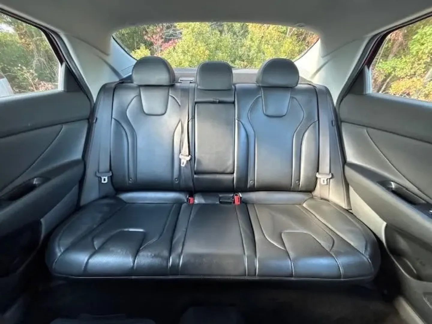 2024 /Black Hyundai Elantra Limited (KMHLP4DG7RU) with an Nu PE 2L I-4 DOHC engine, located at 2761 East Hwy 501, Conway, SC, 29526, (843) 331-1151, 33.781528, -78.989883 - **Discover the Perfect Blend of Style and Efficiency: 2024 Hyundai Elantra Limited at Car City - Conway**<br /> <br /> Are you in the market for a vehicle that effortlessly combines modern design with functionality? Whether you're a daily commuter navigating the bustling streets of Conway, SC, or a - Photo#12