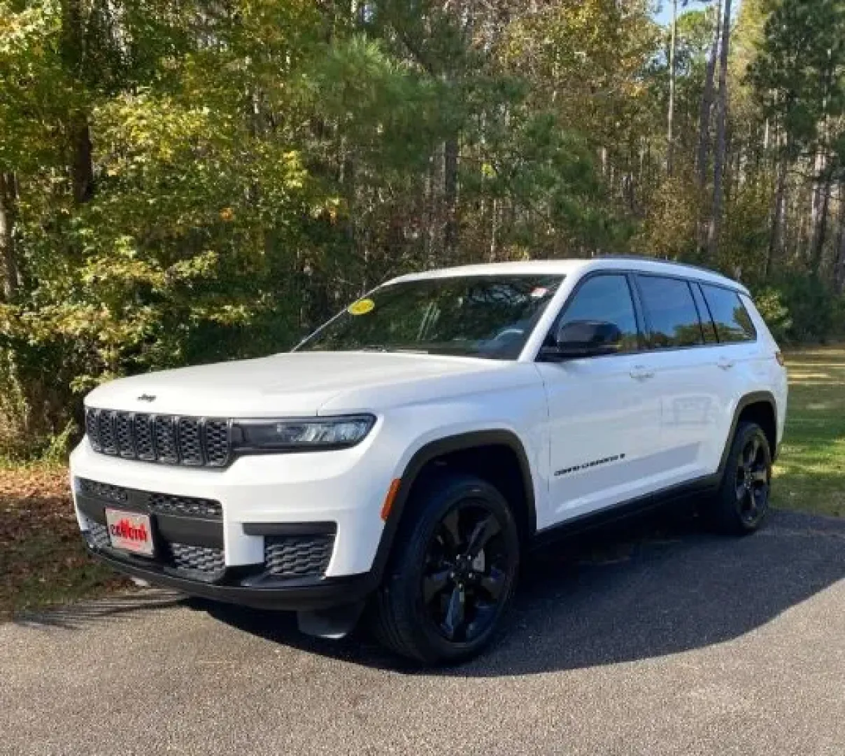 2023 /Global Black Jeep Grand Cherokee Altitude 4x4 (1C4RJKAG8P8) with an Pentastar 3.6L V-6 DOHC engine, located at 9146 Ocean Hwy West, Calabash, NC, 28467, (910) 579-1110, 33.928635, -78.576157 - **Adventure Awaits: Discover the 2023 Jeep Grand Cherokee Altitude 4x4 at Car City - Calabash!**<br /> <br /> Are you ready to elevate your driving experience? Whether you're planning family road trips, weekend getaways, or daily commutes through the picturesque landscapes of Calabash, NC, the 2023 - Photo#0