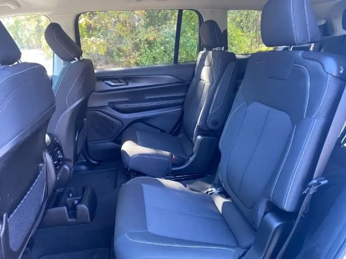 2023 /Global Black Jeep Grand Cherokee Laredo 4x2 (1C4RJJAG7P8) with an Pentastar 3.6L V-6 DOHC engine, located at 3598 James B White Hwy South, Whiteville, NC, 28472, (910) 642-3196, 34.294846, -78.732613 - **Adventure Awaits with the 2023 Jeep Grand Cherokee Laredo: Your Ultimate SUV for Every Journey!**<br /> <br /> Are you ready to elevate your driving experience? The 2023 Jeep Grand Cherokee Laredo is the perfect companion for those who crave adventure, providing unmatched versatility for both dail - Photo#4