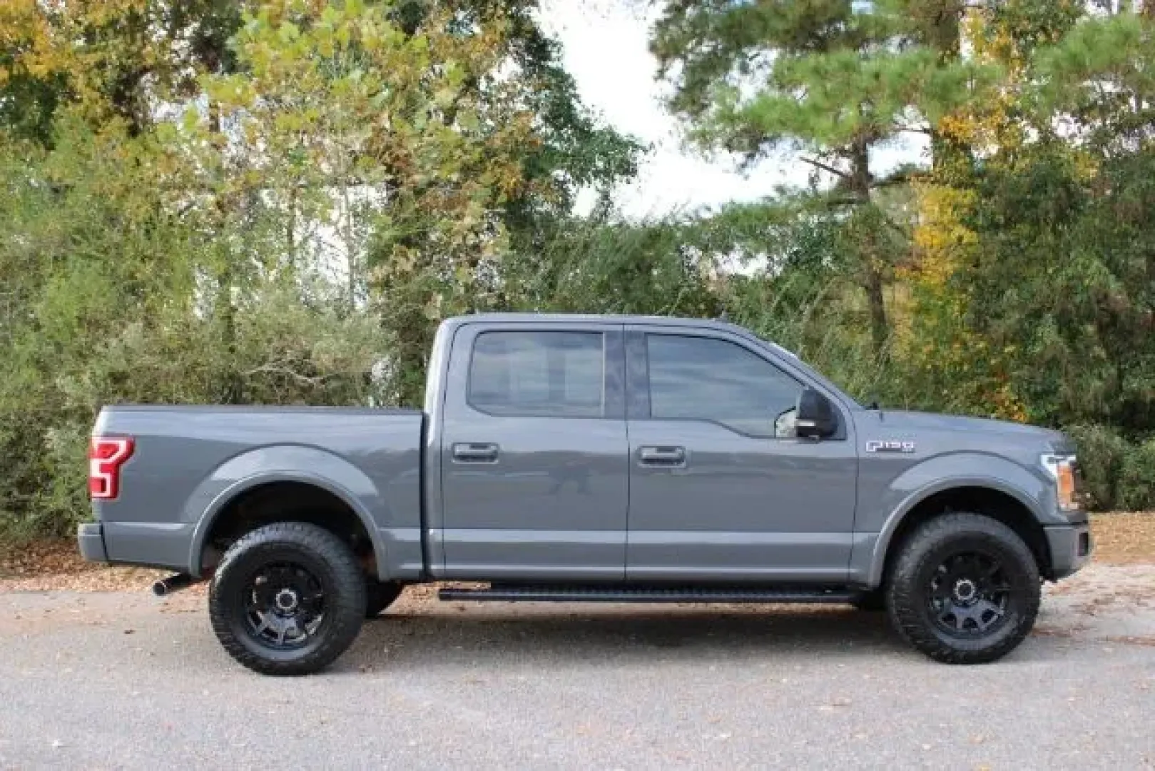 2020 Ford F-150 XLT (1FTEW1C40LF) with an Other engine, located at 3598 James B White Hwy South, Whiteville, NC, 28472, (910) 642-3196, 34.294846, -78.732613 - Are you ready to elevate your adventures? Whether you're navigating the busy streets of Whiteville, NC, or heading out for a weekend road trip with the family, this 2020 Ford F-150 XLT is the perfect companion for those who crave versatility and power in their daily drive. With its robust design and - Photo#3