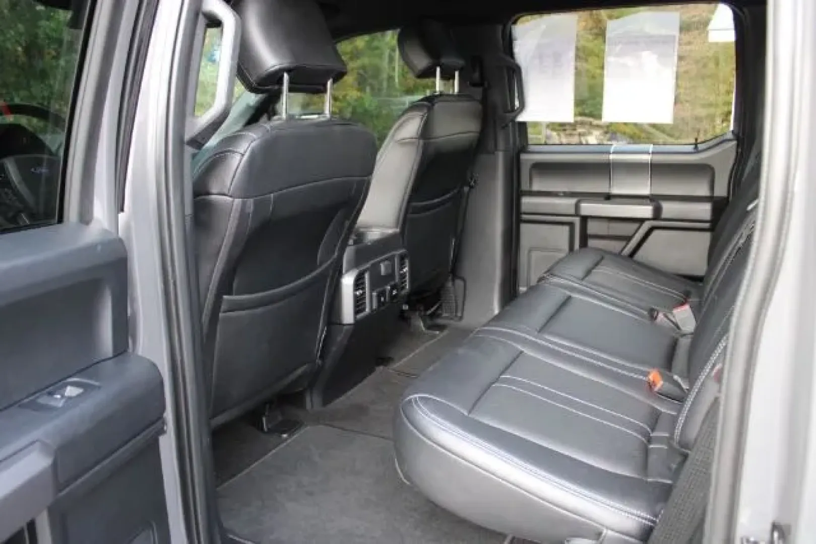 2020 Ford F-150 XLT (1FTEW1C40LF) with an Other engine, located at 9146 Ocean Hwy West, Calabash, NC, 28467, (910) 579-1110, 33.928635, -78.576157 - Are you ready to elevate your adventures? Whether you're navigating the busy streets of Whiteville, NC, or heading out for a weekend road trip with the family, this 2020 Ford F-150 XLT is the perfect companion for those who crave versatility and power in their daily drive. With its robust design and - Photo#7