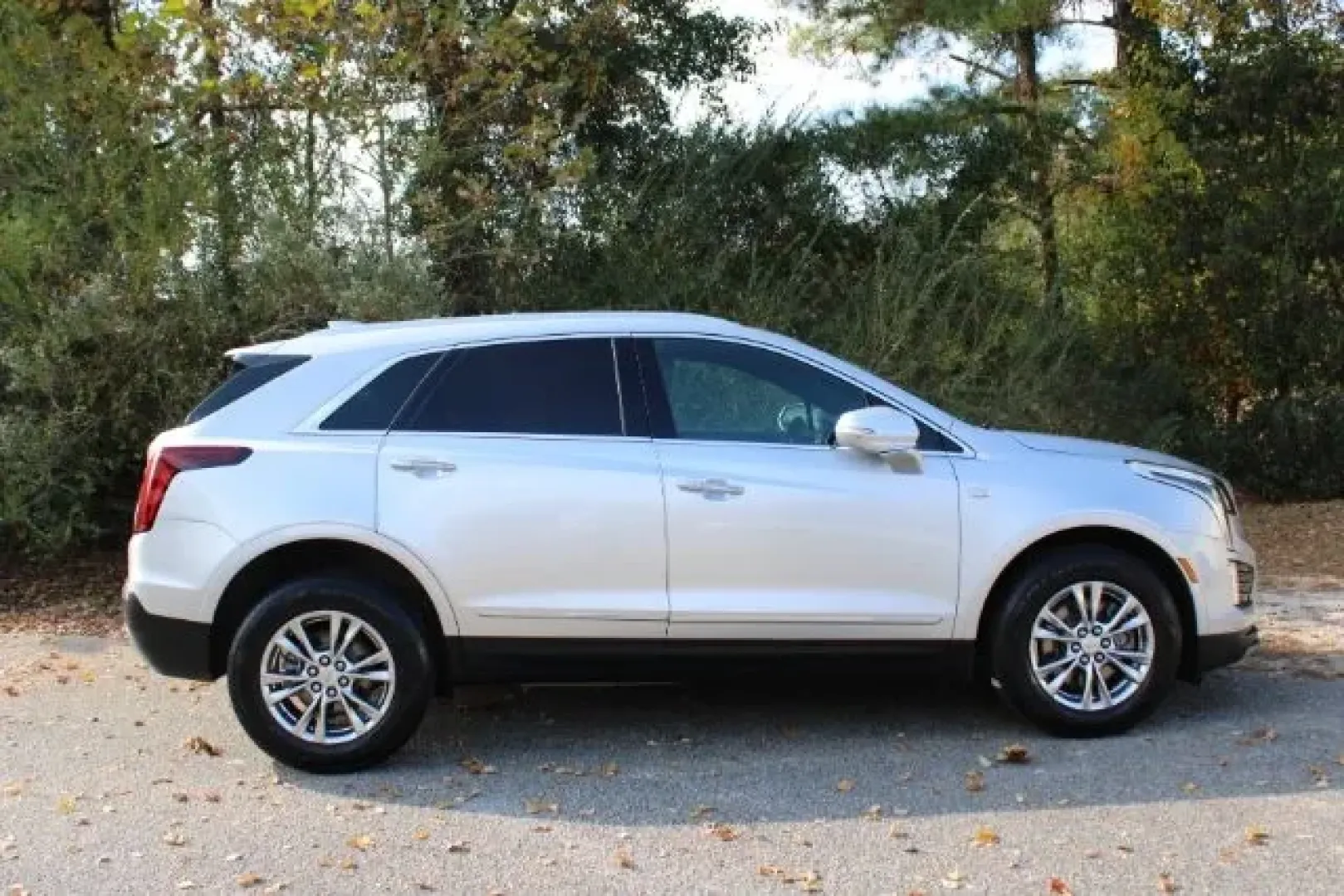2020 Cadillac XT5 FWD Premium Luxury (1GYKNCRS0LZ) with an Other engine, located at 3598 James B White Hwy South, Whiteville, NC, 28472, (910) 642-3196, 34.294846, -78.732613 - 2020 Cadillac XT5 FWD Premium Luxury - Photo#3