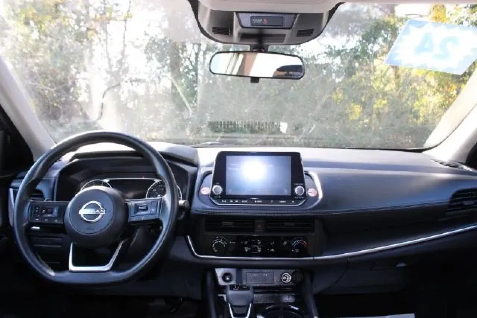 2024 Nissan Rogue S FWD (5N1BT3AA8RC) with an VC-Turbo 1.5L I-3 gasoline direct injection engine, located at 3598 James B White Hwy South, Whiteville, NC, 28472, (910) 642-3196, 34.294846, -78.732613 - **Discover Your Next Adventure with This 2024 Nissan Rogue at Car City - Whitesville!**<br /> <br /> Imagine setting off on family road trips, weekend getaways, or daily commutes in a vehicle that combines comfort, efficiency, and modern technology. The 2024 Nissan Rogue is the perfect companion for - Photo#6