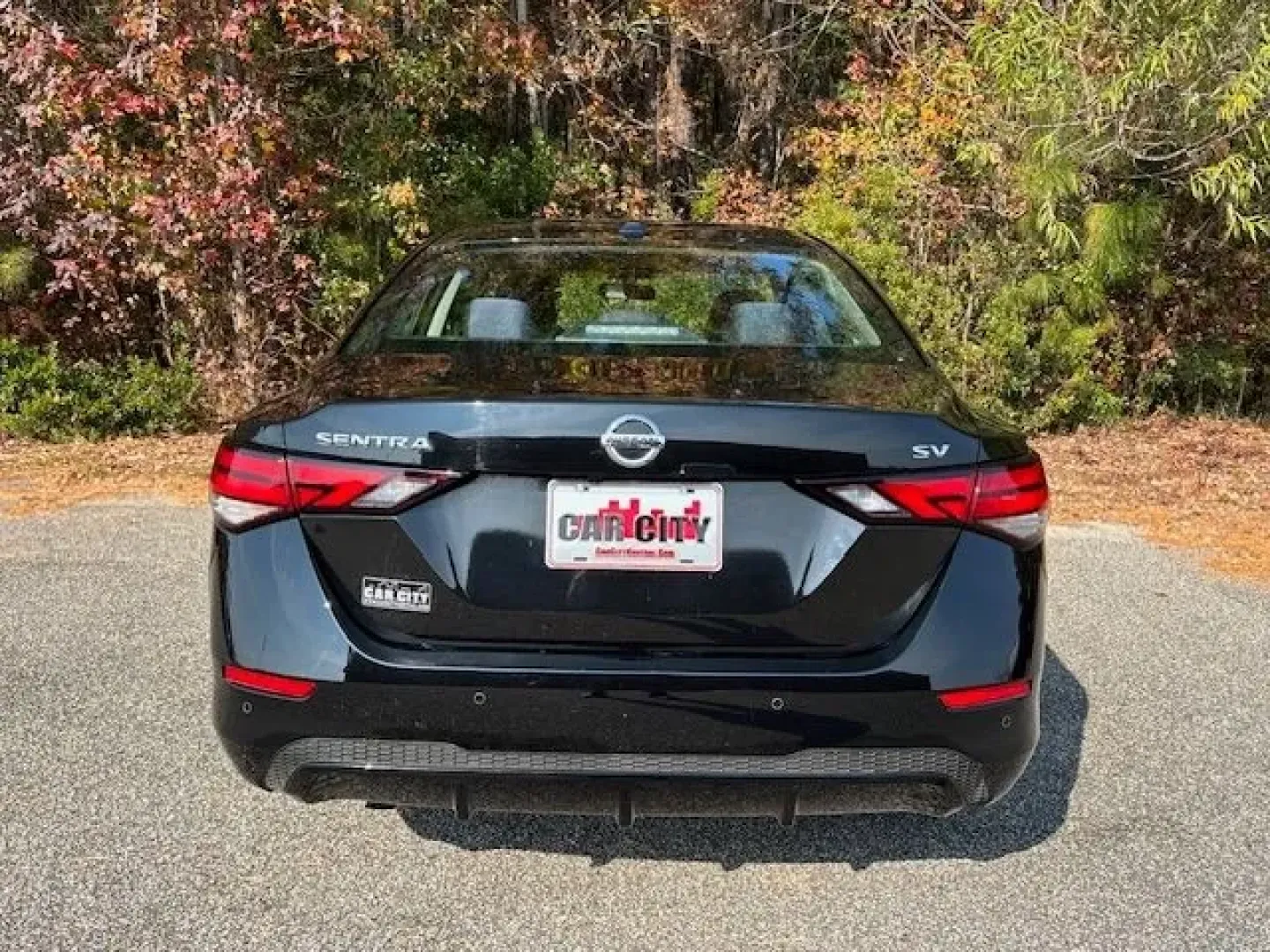 2021 /Charcoal Nissan Sentra SV Xtronic CVT (3N1AB8CV3MY) with an 2L I-4 gasoline direct injection engine, located at 2761 East Hwy 501, Conway, SC, 29526, (843) 331-1151, 33.781528, -78.989883 - **Discover the Perfect Companion for Your Daily Adventures with This 2021 Nissan Sentra SV!**<br /> <br /> Are you on the lookout for a reliable and stylish sedan that's perfect for both your daily commute and weekend getaways? Look no further! This 2021 Nissan Sentra SV, available at Car City - Con - Photo#5