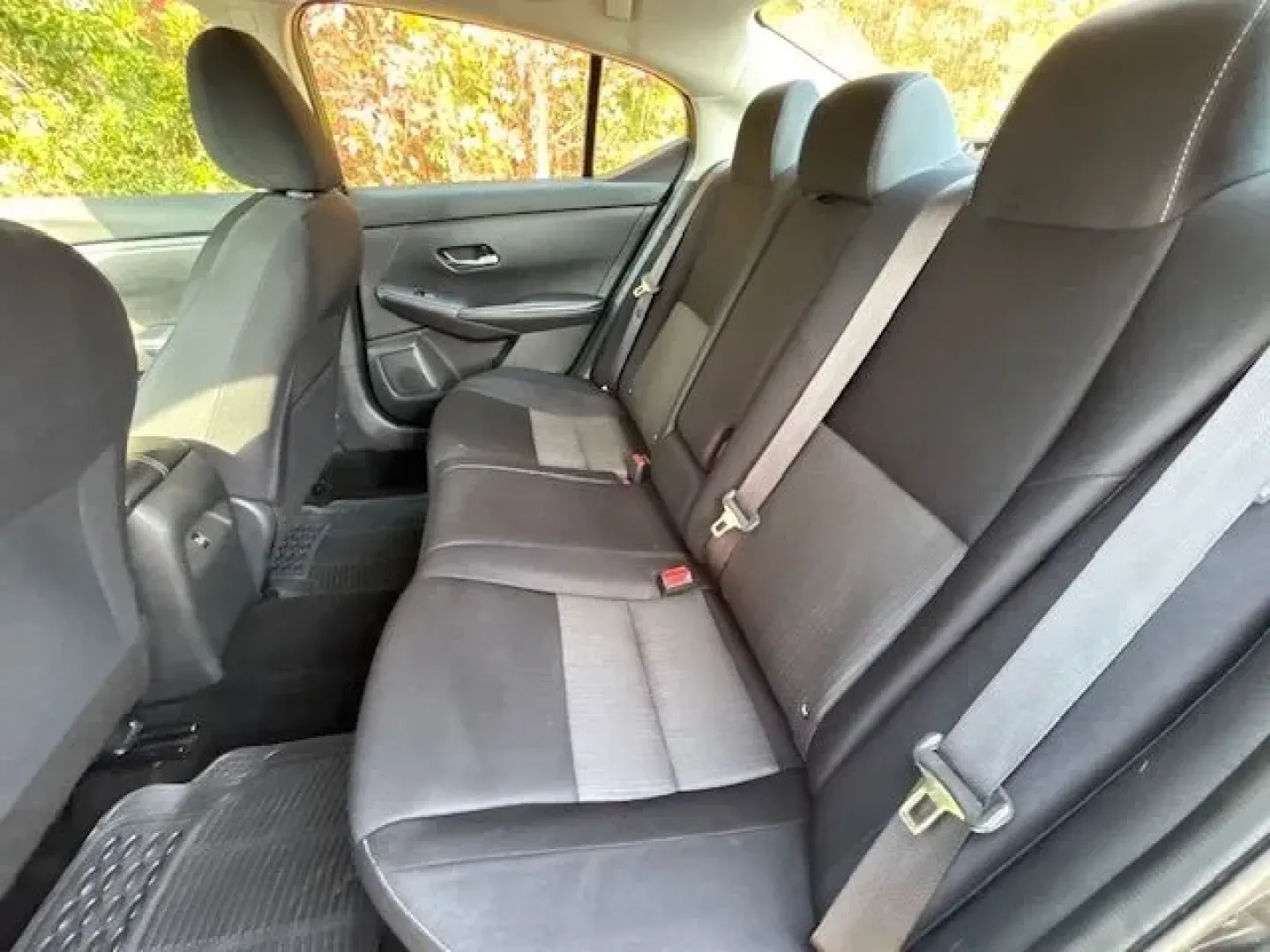 2021 /Charcoal Nissan Sentra SV Xtronic CVT (3N1AB8CV3MY) with an 2L I-4 gasoline direct injection engine, located at 2761 East Hwy 501, Conway, SC, 29526, (843) 331-1151, 33.781528, -78.989883 - **Discover the Perfect Companion for Your Daily Adventures with This 2021 Nissan Sentra SV!**<br /> <br /> Are you on the lookout for a reliable and stylish sedan that's perfect for both your daily commute and weekend getaways? Look no further! This 2021 Nissan Sentra SV, available at Car City - Con - Photo#11