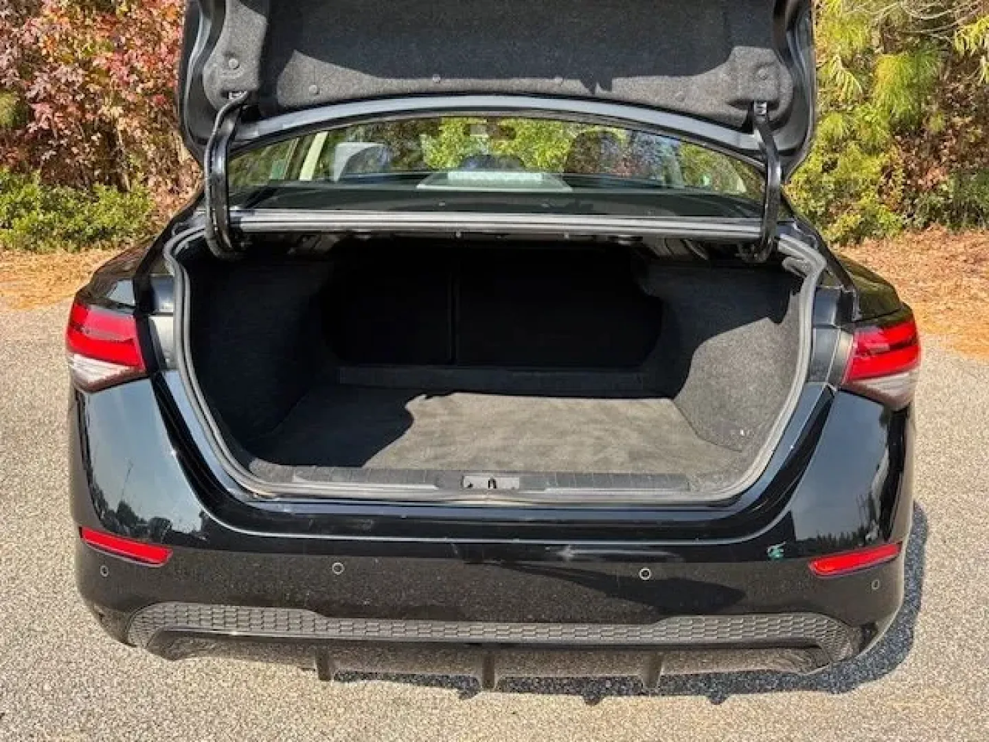 2021 /Charcoal Nissan Sentra SV Xtronic CVT (3N1AB8CV3MY) with an 2L I-4 gasoline direct injection engine, located at 2761 East Hwy 501, Conway, SC, 29526, (843) 331-1151, 33.781528, -78.989883 - **Discover the Perfect Companion for Your Daily Adventures with This 2021 Nissan Sentra SV!**<br /> <br /> Are you on the lookout for a reliable and stylish sedan that's perfect for both your daily commute and weekend getaways? Look no further! This 2021 Nissan Sentra SV, available at Car City - Con - Photo#12