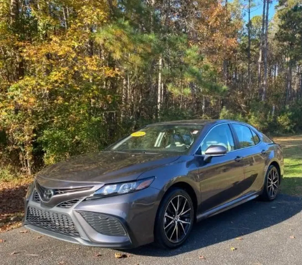 2024 /Ash Toyota Camry SE (4T1T11AK1RU) with an 2.5L I-4 port/direct injection engine, located at 9146 Ocean Hwy West, Calabash, NC, 28467, (910) 579-1110, 33.928635, -78.576157 - ### Discover Your Next Adventure with the 2024 Toyota Camry SE at Car City - Calabash!<br /> <br /> Are you searching for the perfect vehicle that seamlessly fits into your busy lifestyle? Whether you're a commuter tackling long drives on Highway 17, a growing family in need of a safe and reliable r - Photo#0
