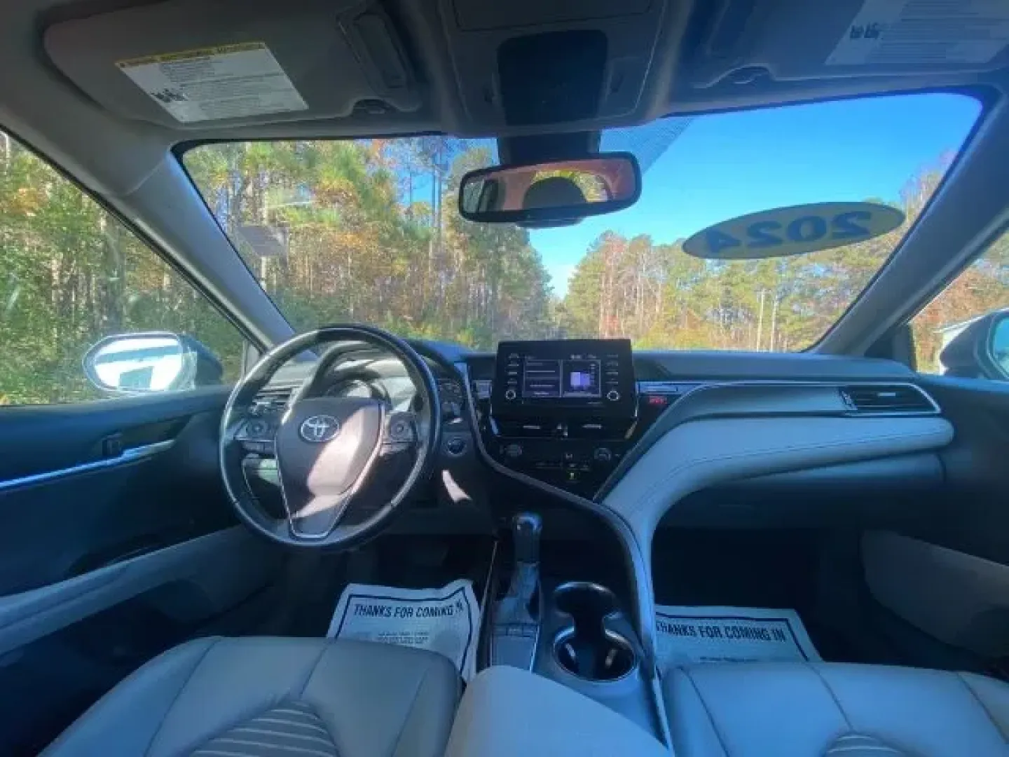 2024 /Ash Toyota Camry SE (4T1T11AK1RU) with an 2.5L I-4 port/direct injection engine, located at 9146 Ocean Hwy West, Calabash, NC, 28467, (910) 579-1110, 33.928635, -78.576157 - ### Discover Your Next Adventure with the 2024 Toyota Camry SE at Car City - Calabash!<br /> <br /> Are you searching for the perfect vehicle that seamlessly fits into your busy lifestyle? Whether you're a commuter tackling long drives on Highway 17, a growing family in need of a safe and reliable r - Photo#2