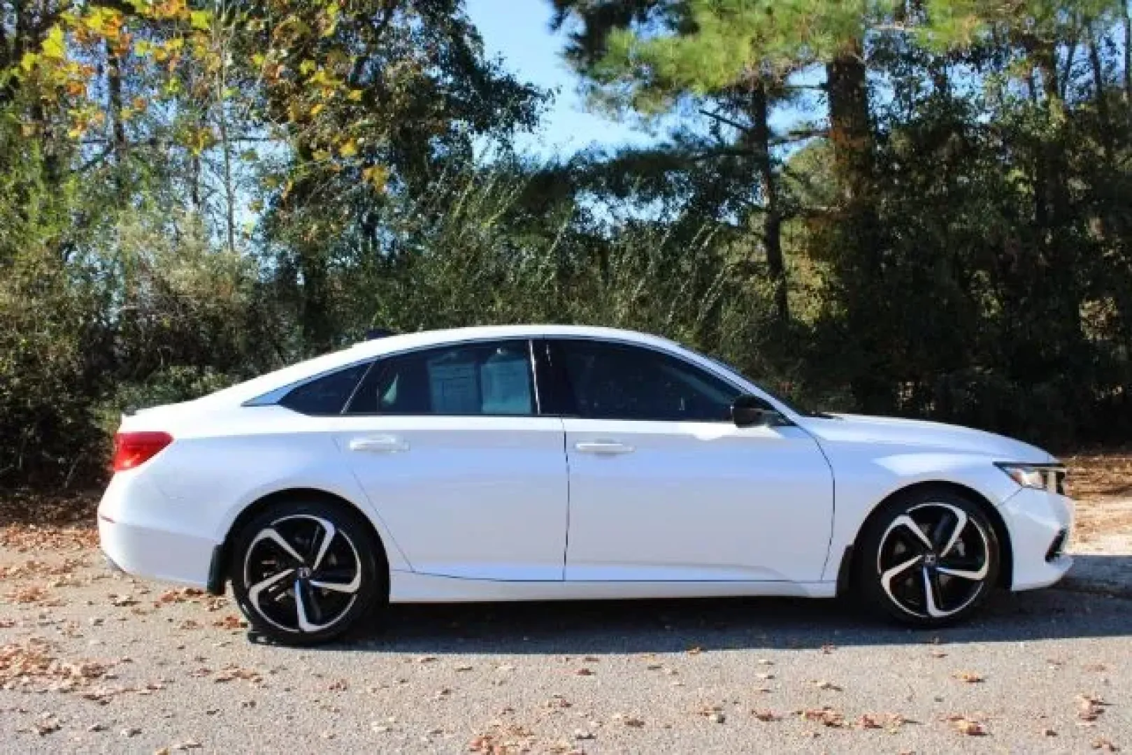 2021 Honda Accord Sport Special Edition (1HGCV1F49MA) with an 1.5L I-4 gasoline direct injection engine, located at 3598 James B White Hwy South, Whiteville, NC, 28472, (910) 642-3196, 34.294846, -78.732613 - **Discover Your Next Adventure with This 2021 Honda Accord Sport Special Edition!**<br /> <br /> Are you ready to elevate your daily commute or embark on weekend adventures with the perfect blend of style, comfort, and reliability? Look no further than this stunning 2021 Honda Accord Sport Special E - Photo#3
