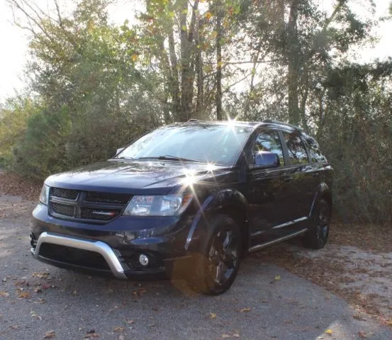 photo of 2020 Dodge Journey Crossroad