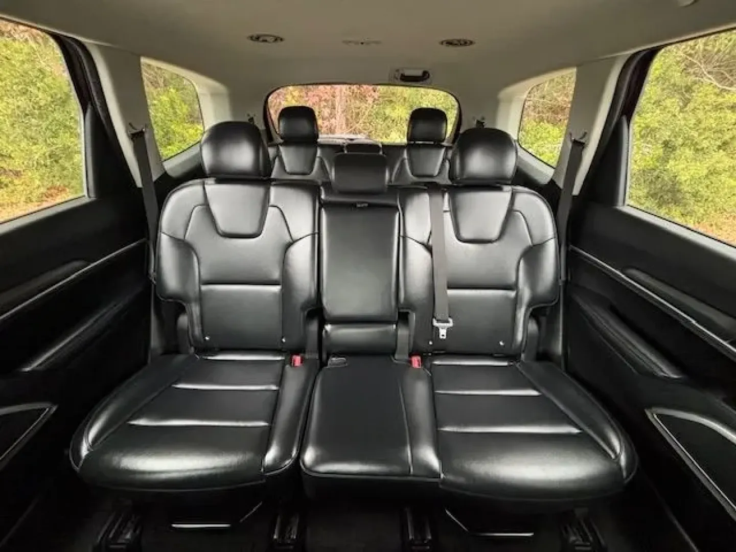 2022 /Black Kia Telluride LX (5XYP2DHC0NG) with an LAMBDA II 3.8L V-6 gasoline direct injection engine, located at 2761 East Hwy 501, Conway, SC, 29526, (843) 331-1151, 33.781528, -78.989883 - **Experience Unmatched Adventure with the 2022 Kia Telluride LX Your Next Family SUV Awaits!**<br /> <br /> Are you ready to elevate your weekends and family outings? The 2022 Kia Telluride LX is designed for those who crave adventure without sacrificing comfort and safety. Perfect for growing fami - Photo#13