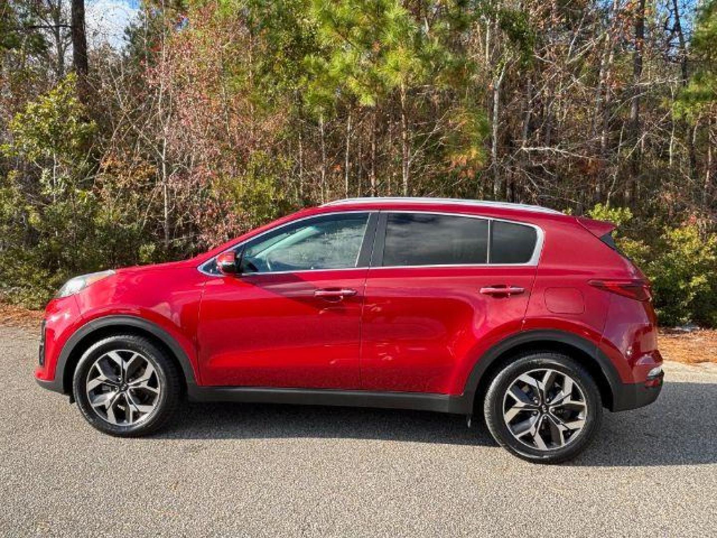 2021 /Gray, leather Kia Sportage EX FWD (KNDPN3AC8M7) with an 2.4L V6 DOHC 24V engine, 6-Speed Automatic transmission, located at 2761 East Hwy 501, Conway, SC, 29526, (843) 331-1151, 33.781528, -78.989883 - 2021 Kia Sportage EX FWD - Photo#1