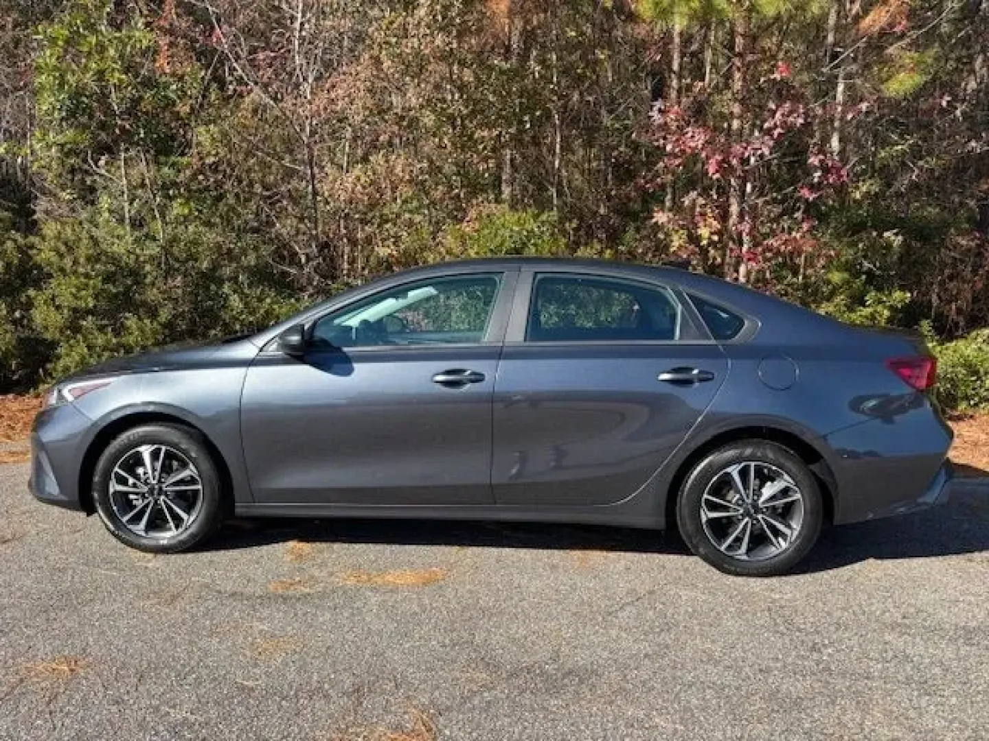 2023 /Black Kia Forte LXS (3KPF24AD1PE) with an 2L I-4 DOHC engine, located at 2761 East Hwy 501, Conway, SC, 29526, (843) 331-1151, 33.781528, -78.989883 - ### Elevate Your Daily Drive with This 2023 Kia Forte LXS at Car City - Conway!<br /> <br /> Are you searching for a car that perfectly blends style, comfort, and reliability for your everyday journeys? Look no further than this stunning 2023 Kia Forte LXS! Ideal for budget-conscious buyers and grow - Photo#2