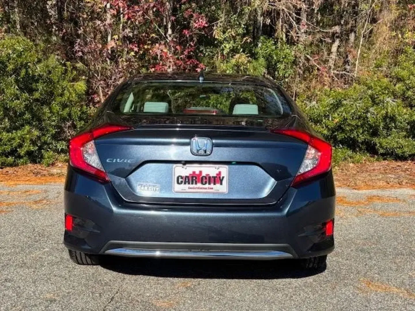 2019 /Black Honda Civic EX (19XFC1F39KE) with an 1.5L I-4 gasoline direct injection engine, located at 2761 East Hwy 501, Conway, SC, 29526, (843) 331-1151, 33.781528, -78.989883 - **Experience the Perfect Blend of Comfort and Efficiency with the 2019 Honda Civic EX!**<br /> <br /> Are you in search of a reliable and stylish sedan that fits seamlessly into your busy lifestyle? Look no further than the 2019 Honda Civic EX, available now at Car City - Conway! This exceptional pr - Photo#5