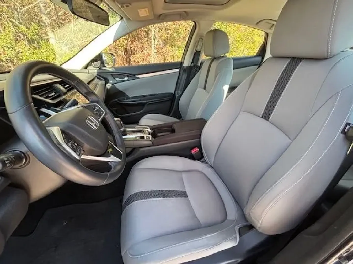 2019 /Black Honda Civic EX (19XFC1F39KE) with an 1.5L I-4 gasoline direct injection engine, located at 2761 East Hwy 501, Conway, SC, 29526, (843) 331-1151, 33.781528, -78.989883 - **Experience the Perfect Blend of Comfort and Efficiency with the 2019 Honda Civic EX!**<br /> <br /> Are you in search of a reliable and stylish sedan that fits seamlessly into your busy lifestyle? Look no further than the 2019 Honda Civic EX, available now at Car City - Conway! This exceptional pr - Photo#11