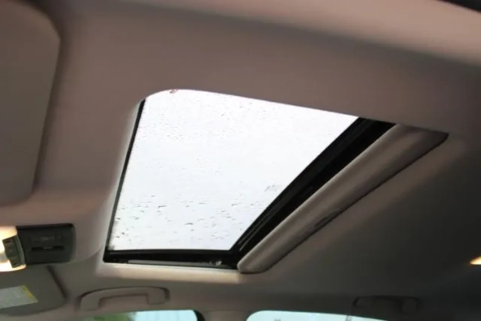 2022 Nissan Altima 2.5 SL (1N4BL4EV0NN) with an 2.5L I-4 gasoline direct injection engine, located at 3598 James B White Hwy South, Whiteville, NC, 28472, (910) 642-3196, 34.294846, -78.732613 - **Elevate Your Daily Commute with the 2022 Nissan Altima 2.5 SL at Car City - Whitesville!**<br /> <br /> Are you in the market for a reliable sedan that seamlessly blends style, comfort, and technology? Look no further than the 2022 Nissan Altima 2.5 SL, available now at Car City - Whitesville, the - Photo#10