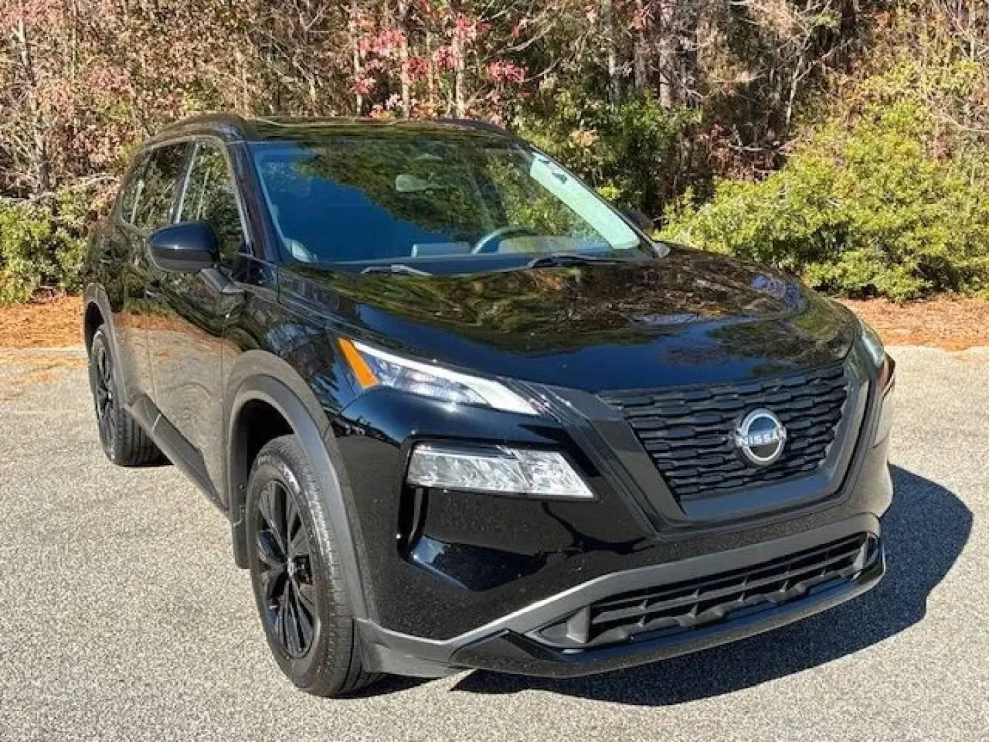 2023 /Charcoal Nissan Rogue SV FWD (JN8BT3BA0PW) with an VC-Turbo 1.5L I-3 gasoline direct injection engine, located at 2761 East Hwy 501, Conway, SC, 29526, (843) 331-1151, 33.781528, -78.989883 - **Discover Your Next Adventure with the 2023 Nissan Rogue SV FWD at Car City - Conway**<br /> <br /> If you're in the market for an SUV that can handle the demands of family life, weekend getaways, or daily commutes, look no further than this 2023 Nissan Rogue SV FWD. This vehicle not only offers ex - Photo#1
