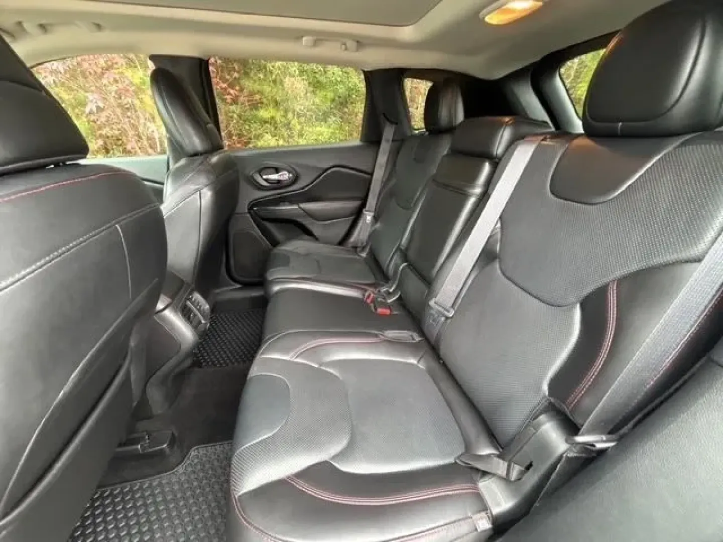 2017 /Black Jeep Cherokee Trailhawk L Plus 4x4 (1C4PJMBSXHW) with an Other engine, located at 2761 East Hwy 501, Conway, SC, 29526, (843) 331-1151, 33.781528, -78.989883 - Explore the open roads and make unforgettable memories with the 2017 Jeep Cherokee Trailhawk L Plus 4x4, a versatile crossover that's perfect for adventurers, families, or anyone looking to elevate their daily commute. Whether you're navigating through the bustling streets of Conway or heading out f - Photo#12