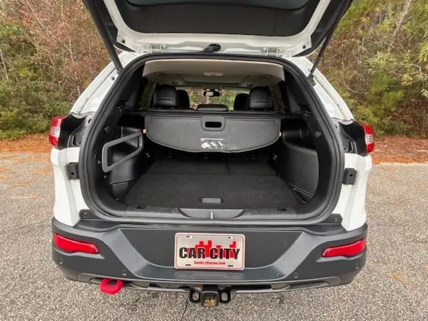 2017 /Black Jeep Cherokee Trailhawk L Plus 4x4 (1C4PJMBSXHW) with an Other engine, located at 2761 East Hwy 501, Conway, SC, 29526, (843) 331-1151, 33.781528, -78.989883 - Explore the open roads and make unforgettable memories with the 2017 Jeep Cherokee Trailhawk L Plus 4x4, a versatile crossover that's perfect for adventurers, families, or anyone looking to elevate their daily commute. Whether you're navigating through the bustling streets of Conway or heading out f - Photo#14