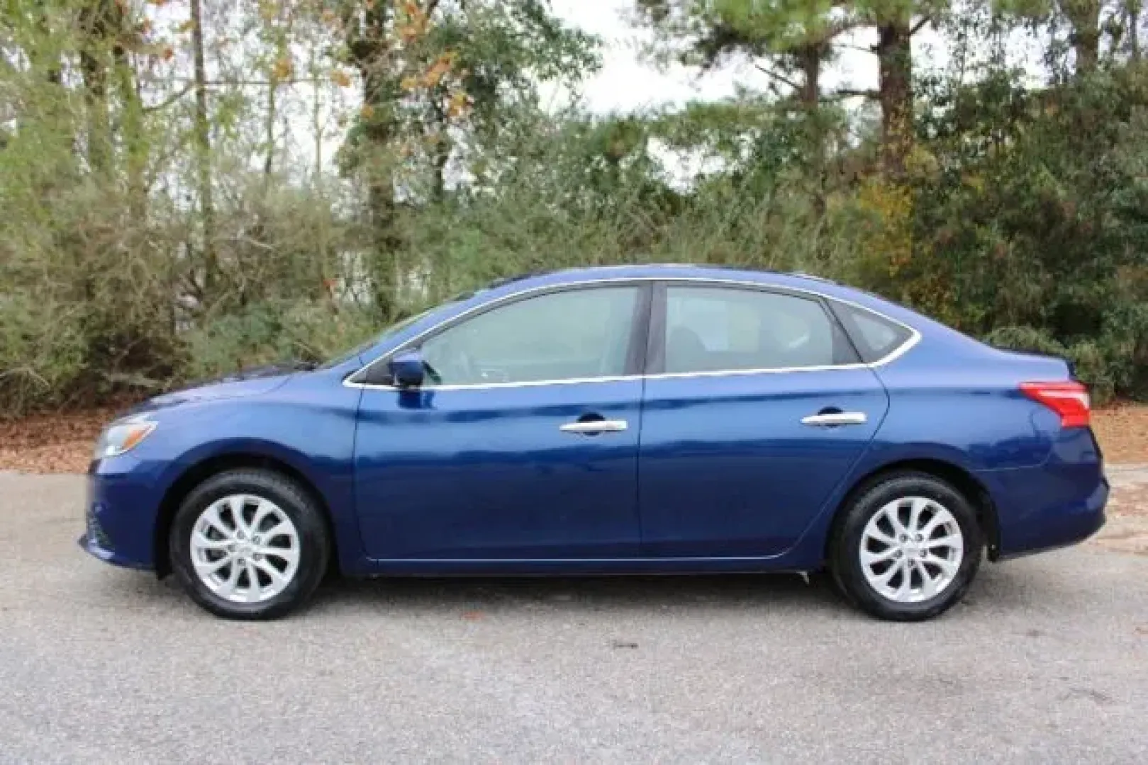 2018 /BLACK Nissan Sentra SV (3N1AB7AP0JL) with an 1.8L L4 SFI DOHC 16 engine, Continuously Variabl transmission, located at 3598 James B White Hwy South, Whiteville, NC, 28472, (910) 642-3196, 34.294846, -78.732613 - Are you on the lookout for a reliable and stylish sedan that's perfect for daily commutes or weekend getaways? Look no further than this striking 2018 Nissan Sentra SV, available now at Car City - Whitesville. Located conveniently at 3598 James B White Hwy South, Whiteville, NC 28472, our pre-owned - Photo#4