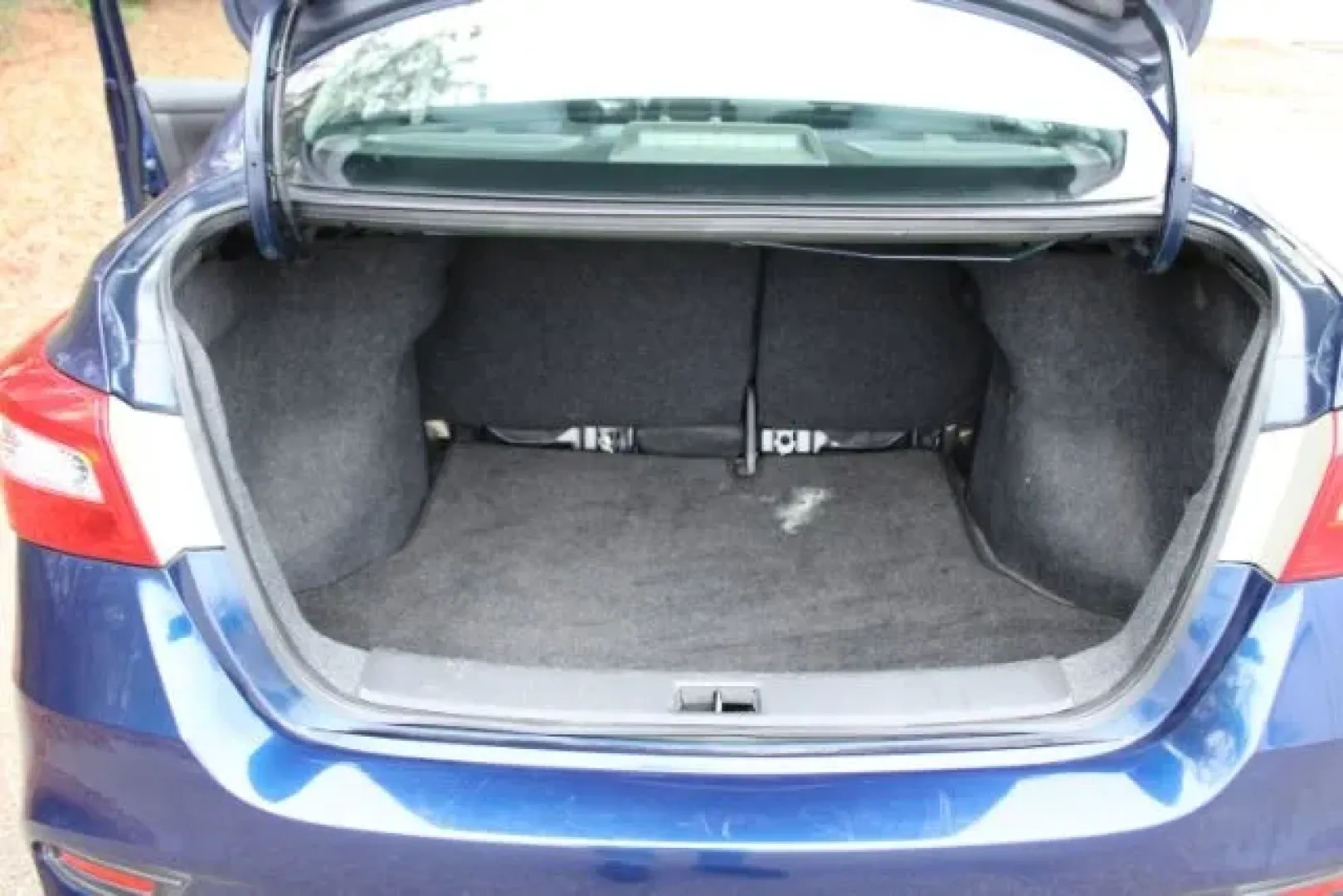 2018 /BLACK Nissan Sentra SV (3N1AB7AP0JL) with an 1.8L L4 SFI DOHC 16 engine, Continuously Variabl transmission, located at 3598 James B White Hwy South, Whiteville, NC, 28472, (910) 642-3196, 34.294846, -78.732613 - Are you on the lookout for a reliable and stylish sedan that's perfect for daily commutes or weekend getaways? Look no further than this striking 2018 Nissan Sentra SV, available now at Car City - Whitesville. Located conveniently at 3598 James B White Hwy South, Whiteville, NC 28472, our pre-owned - Photo#7