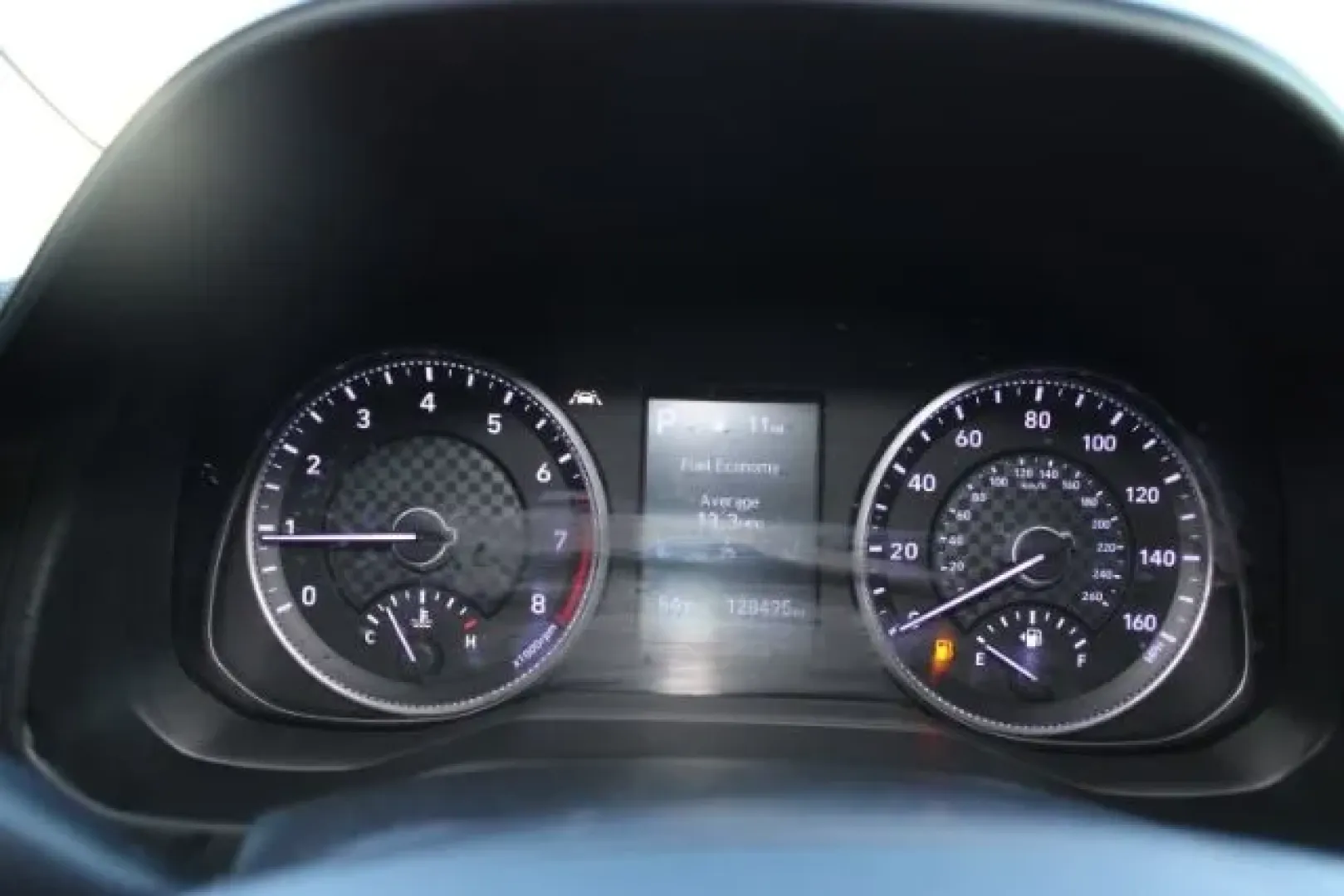 2020 /CHARCOAL CLOTH Hyundai Elantra SEL (5NPD84LF4LH) with an 1.8L L4 DOHC 16V engine, 6-Speed Automatic transmission, located at 2761 East Hwy 501, Conway, SC, 29526, (843) 331-1151, 33.781528, -78.989883 - **Discover the Perfect Commuter Companion with This 2020 Hyundai Elantra SEL at Car City - Conway!**<br /> <br /> Are you in the market for an affordable used car that delivers comfort, efficiency, and style? Look no further than this stunning 2020 Hyundai Elantra SEL, a sedan that blends functional - Photo#5