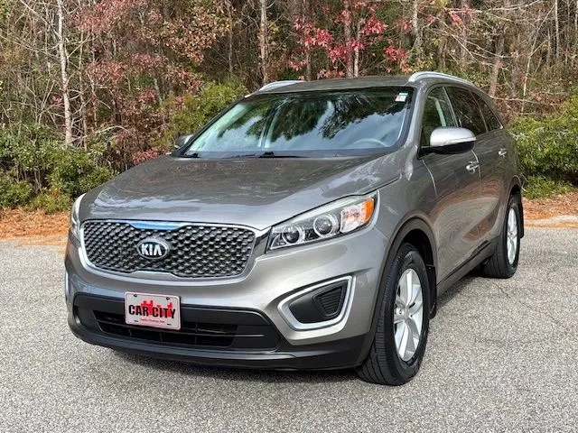 photo of 2018 Kia Sorento 2.4L LX