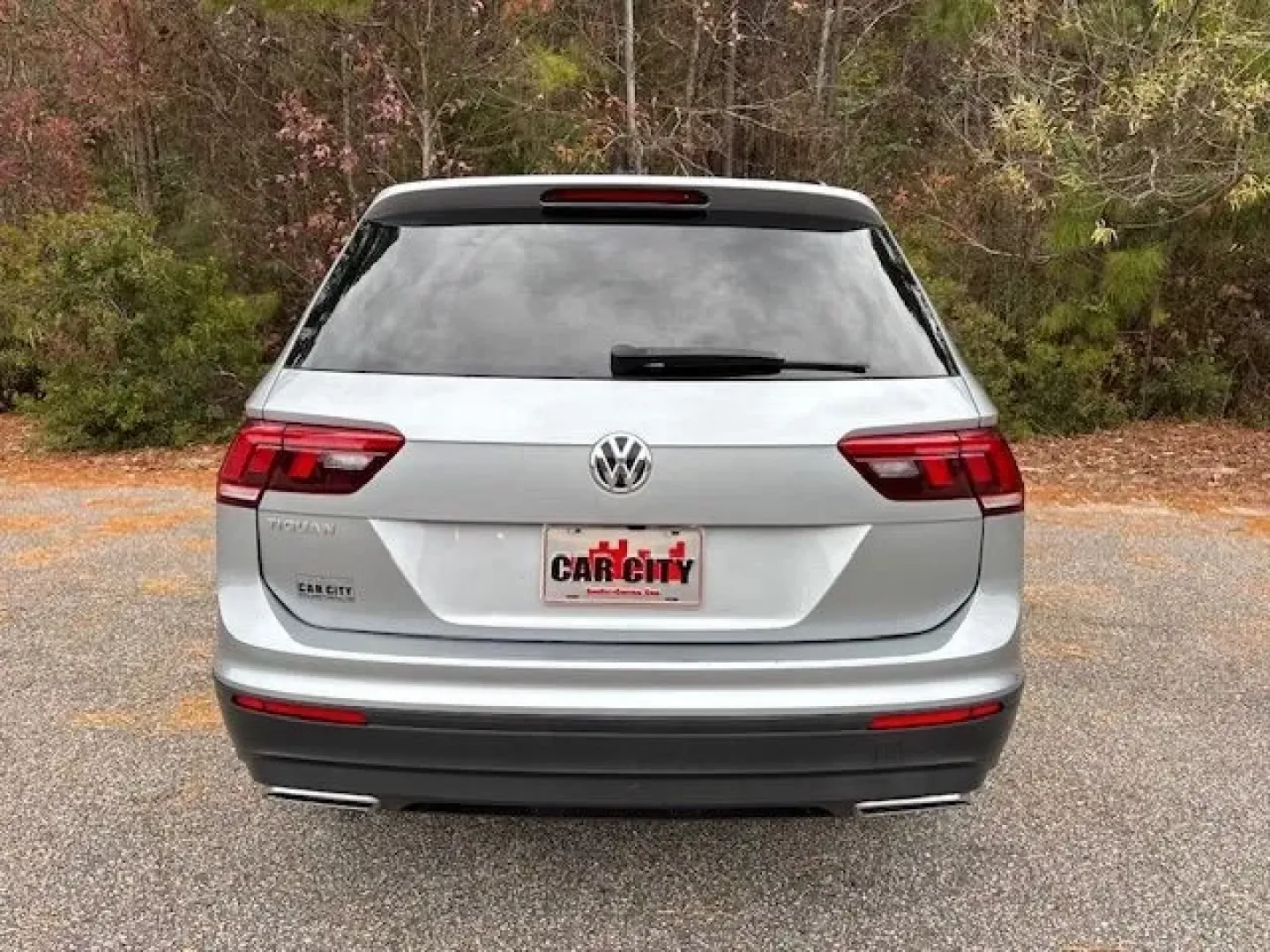 2021 /Titan Black Volkswagen Tiguan 2.0T S (3VV1B7AX8MM) with an 2L I-4 gasoline direct injection engine, located at 2761 East Hwy 501, Conway, SC, 29526, (843) 331-1151, 33.781528, -78.989883 - **Experience Adventure and Comfort with the 2021 Volkswagen Tiguan at Car City - Conway!**<br /> <br /> Are you ready to elevate your driving experience? Whether you're transporting the kids to school, embarking on weekend adventures, or navigating long commutes, the 2021 Volkswagen Tiguan is the pe - Photo#5
