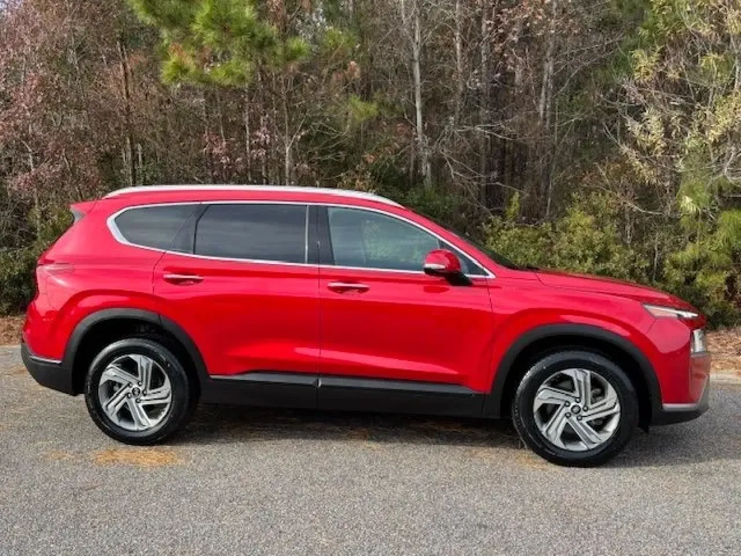 2023 /Black Hyundai Santa Fe SEL (5NMS24AJ6PH) with an Smartstream 2.5L I-4 port/direct injection engine, located at 2761 East Hwy 501, Conway, SC, 29526, (843) 331-1151, 33.781528, -78.989883 - **Explore the Open Road with the 2023 Hyundai Santa Fe: Your Ideal SUV for Family Adventures!**<br /> <br /> Are you seeking an SUV that perfectly balances comfort, capability, and cutting-edge technology? Look no further than the stunning 2023 Hyundai Santa Fe SEL available now at Car City - Conway - Photo#3