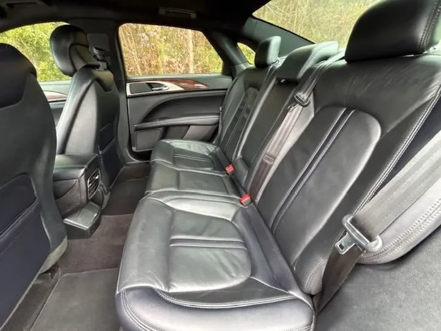 2018 /Ebony Lincoln MKZ Select (3LN6L5C90JR) with an Other engine, located at 2761 East Hwy 501, Conway, SC, 29526, (843) 331-1151, 33.781528, -78.989883 - **Experience Luxury and Comfort with the 2018 Lincoln MKZ at Car City - Conway!**<br /> <br /> Are you searching for a vehicle that effortlessly combines luxury, comfort, and technology? The 2018 Lincoln MKZ is the perfect fit for professionals on long commutes, families who value safety and style, - Photo#12