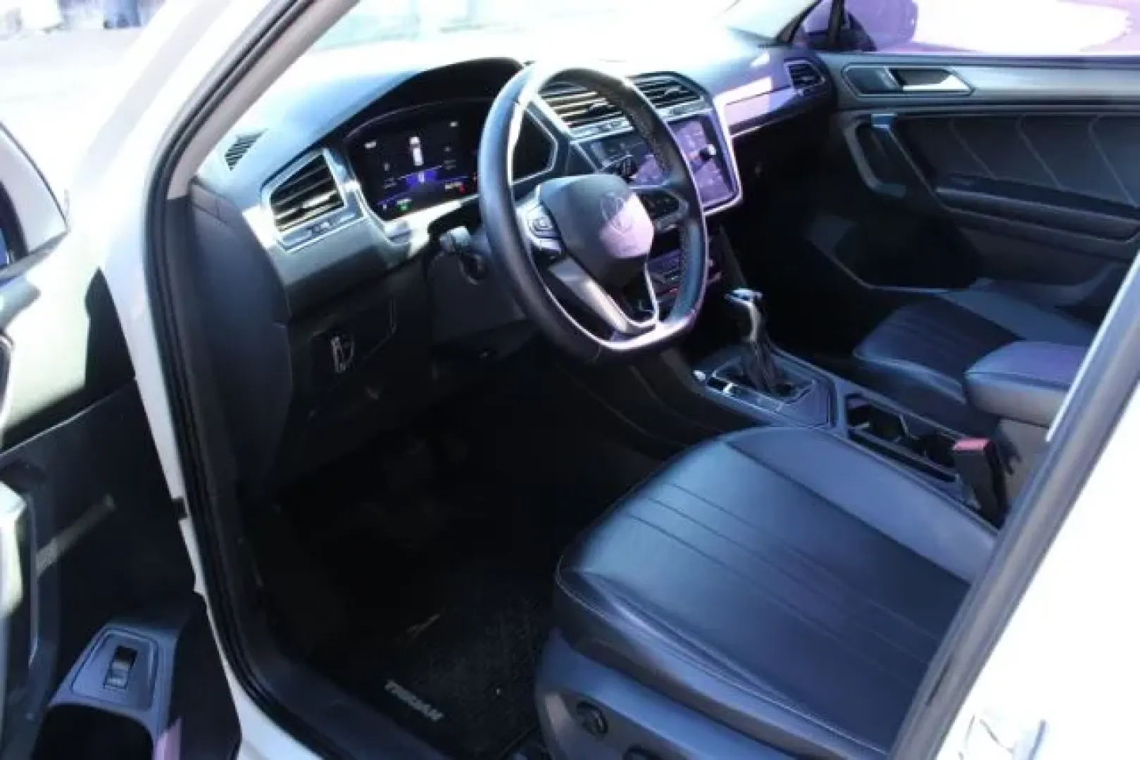 2022 Volkswagen Tiguan 2.0T SE (3VV3B7AX3NM) with an 2L I-4 gasoline direct injection engine, located at 3598 James B White Hwy South, Whiteville, NC, 28472, (910) 642-3196, 34.294846, -78.732613 - **Elevate Your Adventures with the 2022 Volkswagen Tiguan at Car City - Whitesville!**<br /> <br /> Are you ready to take your family adventures or weekend getaways to the next level? The 2022 Volkswagen Tiguan is the perfect SUV for those who crave space, comfort, and versatility. Whether you're na - Photo#7