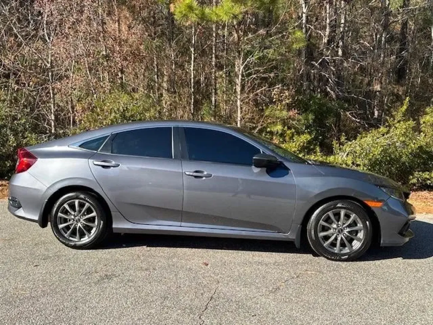 2019 /Black Honda Civic Sport (2HGFC2F81KH) with an 2L I-4 DOHC engine, located at 2761 East Hwy 501, Conway, SC, 29526, (843) 331-1151, 33.781528, -78.989883 - If you're searching for a reliable vehicle that seamlessly combines style, efficiency, and performance, look no further than this stunning 2019 Honda Civic Sport, available now at Car City - Conway. Whether you're commuting to work, running errands around Conway, or planning a weekend getaway with f - Photo#3
