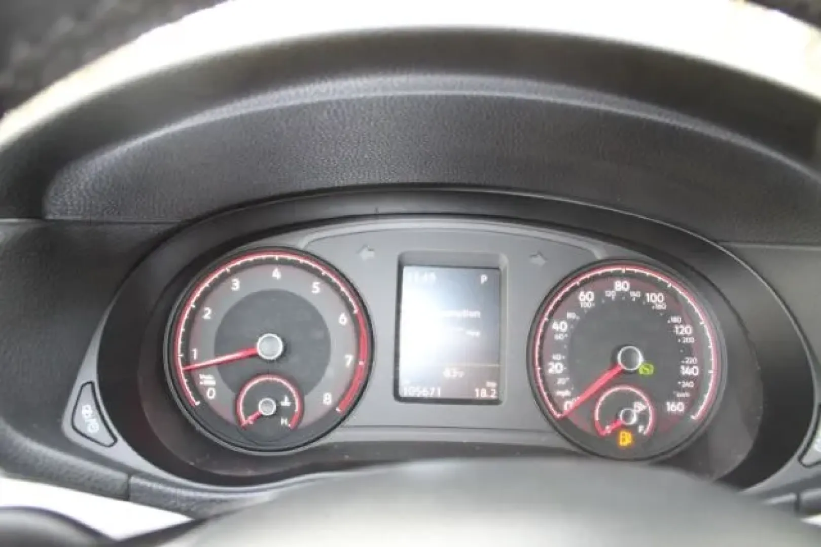 2020 Volkswagen Passat SE (1VWSA7A37LC) with an 2.0L L4 DOHC 16V engine, 6-Speed Automatic transmission, located at 3598 James B White Hwy South, Whiteville, NC, 28472, (910) 642-3196, 34.294846, -78.732613 - Looking for a reliable and stylish vehicle that complements your busy lifestyle? Whether you're commuting to work, carting kids around town, or planning a weekend getaway, the 2020 Volkswagen Passat SE is the perfect choice for you. With its spacious interior, advanced tech features, and impressive - Photo#5