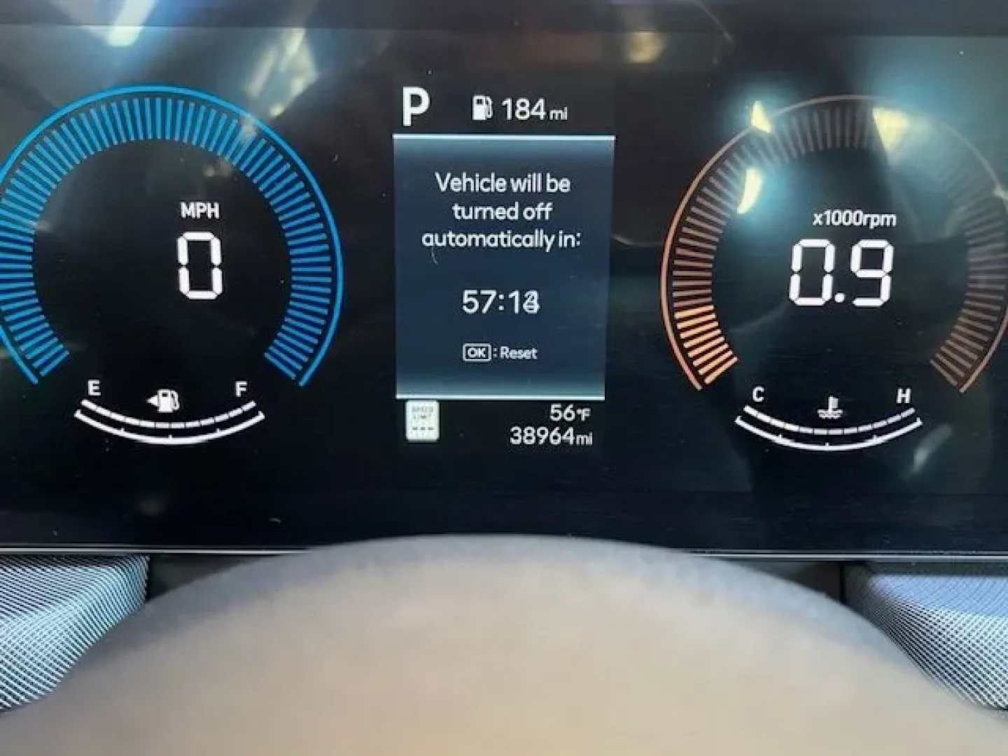 2025 /Dark Gray Hyundai Sonata SEL (KMHL64JA9SA) with an Smartstream 2.5L I-4 port/direct injection engine, located at 2761 East Hwy 501, Conway, SC, 29526, (843) 331-1151, 33.781528, -78.989883 - **Discover the Perfect Blend of Style and Comfort with This 2025 Hyundai Sonata SEL! Ideal for Families and Commuters Alike**<br /> <br /> Step into a world of driving pleasure with the 2025 Hyundai Sonata SEL, available now at Car City - Conway. This pre-owned sedan, with only 38,964 miles on the c - Photo#6