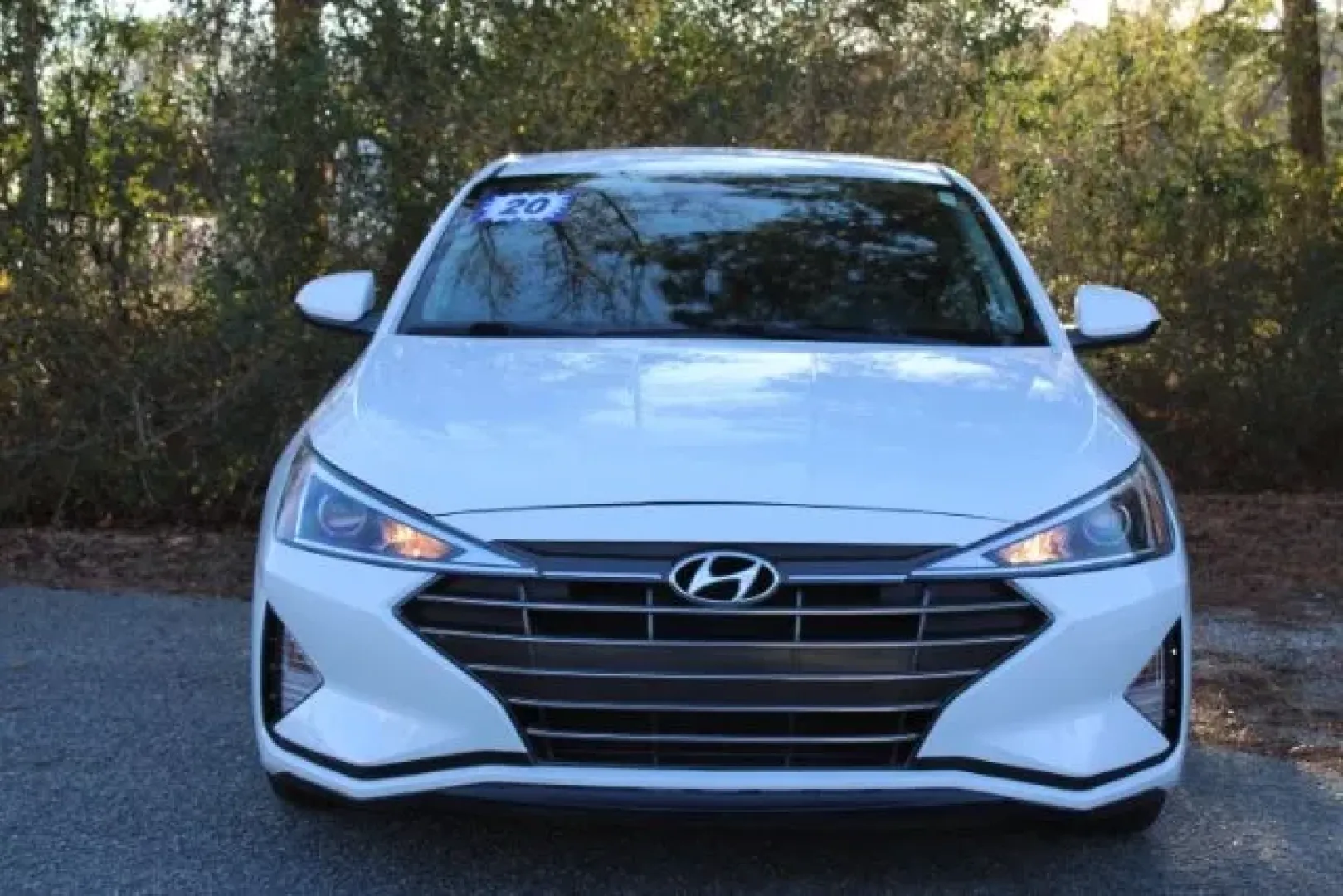 2020 /CHARCOAL CLOTH Hyundai Elantra SEL (5NPD84LF8LH) with an Other engine, located at 3598 James B White Hwy South, Whiteville, NC, 28472, (910) 642-3196, 34.294846, -78.732613 - Are you on the hunt for a vehicle that seamlessly blends comfort, efficiency, and style? Whether you're navigating busy city streets or cruising along the scenic routes of North Carolina, the 2020 Hyundai Elantra SEL is the perfect companion for your daily adventures. Ideal for commuters, this sleek - Photo#1
