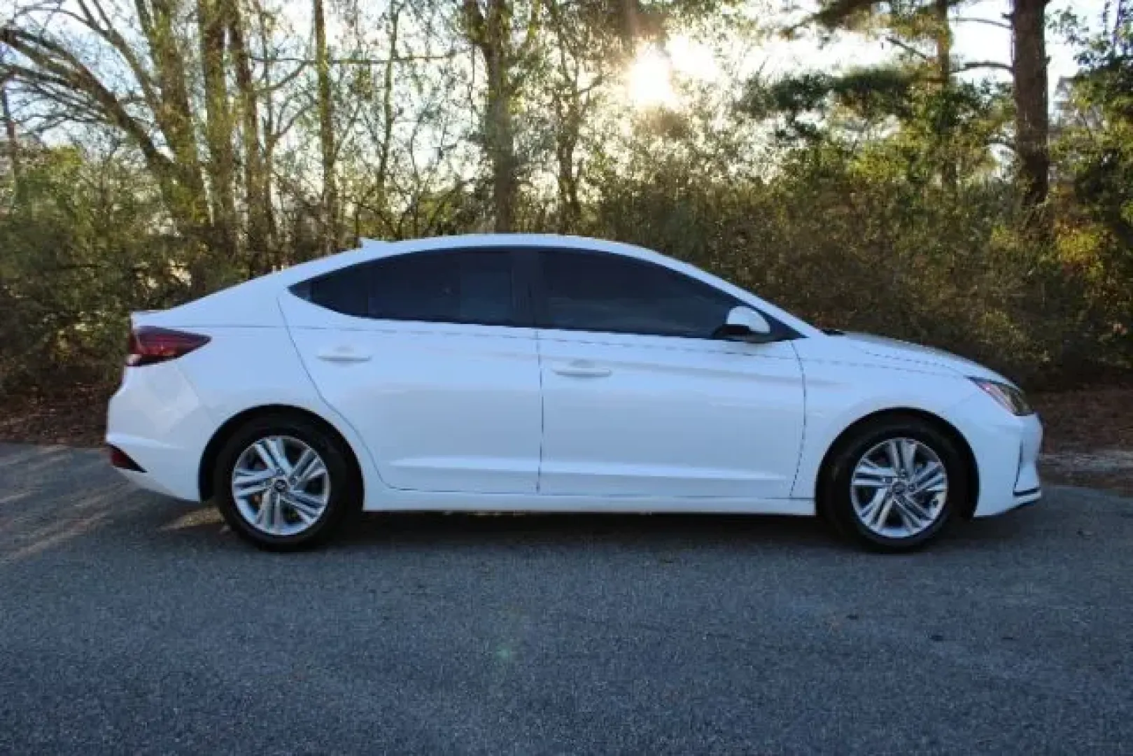 2020 /CHARCOAL CLOTH Hyundai Elantra SEL (5NPD84LF8LH) with an Other engine, located at 3598 James B White Hwy South, Whiteville, NC, 28472, (910) 642-3196, 34.294846, -78.732613 - Are you on the hunt for a vehicle that seamlessly blends comfort, efficiency, and style? Whether you're navigating busy city streets or cruising along the scenic routes of North Carolina, the 2020 Hyundai Elantra SEL is the perfect companion for your daily adventures. Ideal for commuters, this sleek - Photo#3