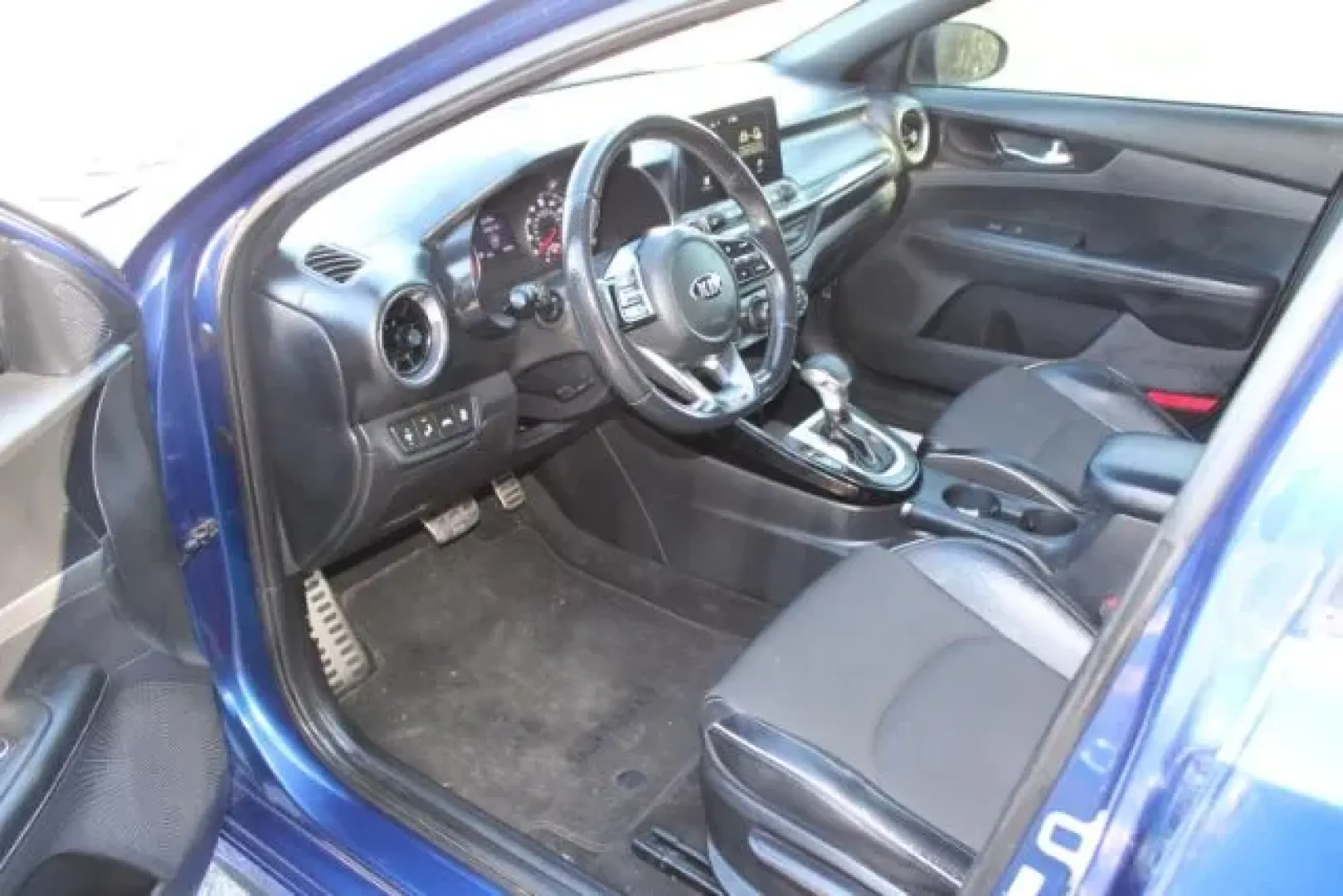 2021 /Black Kia Forte GT-Line (3KPF34AD4ME) with an 2L I-4 DOHC engine, located at 3598 James B White Hwy South, Whiteville, NC, 28472, (910) 642-3196, 34.294846, -78.732613 - **Drive Your Life Forward in the 2021 Kia Forte GT-Line at Car City - Whitesville!**<br /> <br /> If you're searching for a stylish, reliable sedan that effortlessly blends comfort, technology, and performance, look no further than the 2021 Kia Forte GT-Line. This pre-owned vehicle is perfect for th - Photo#8