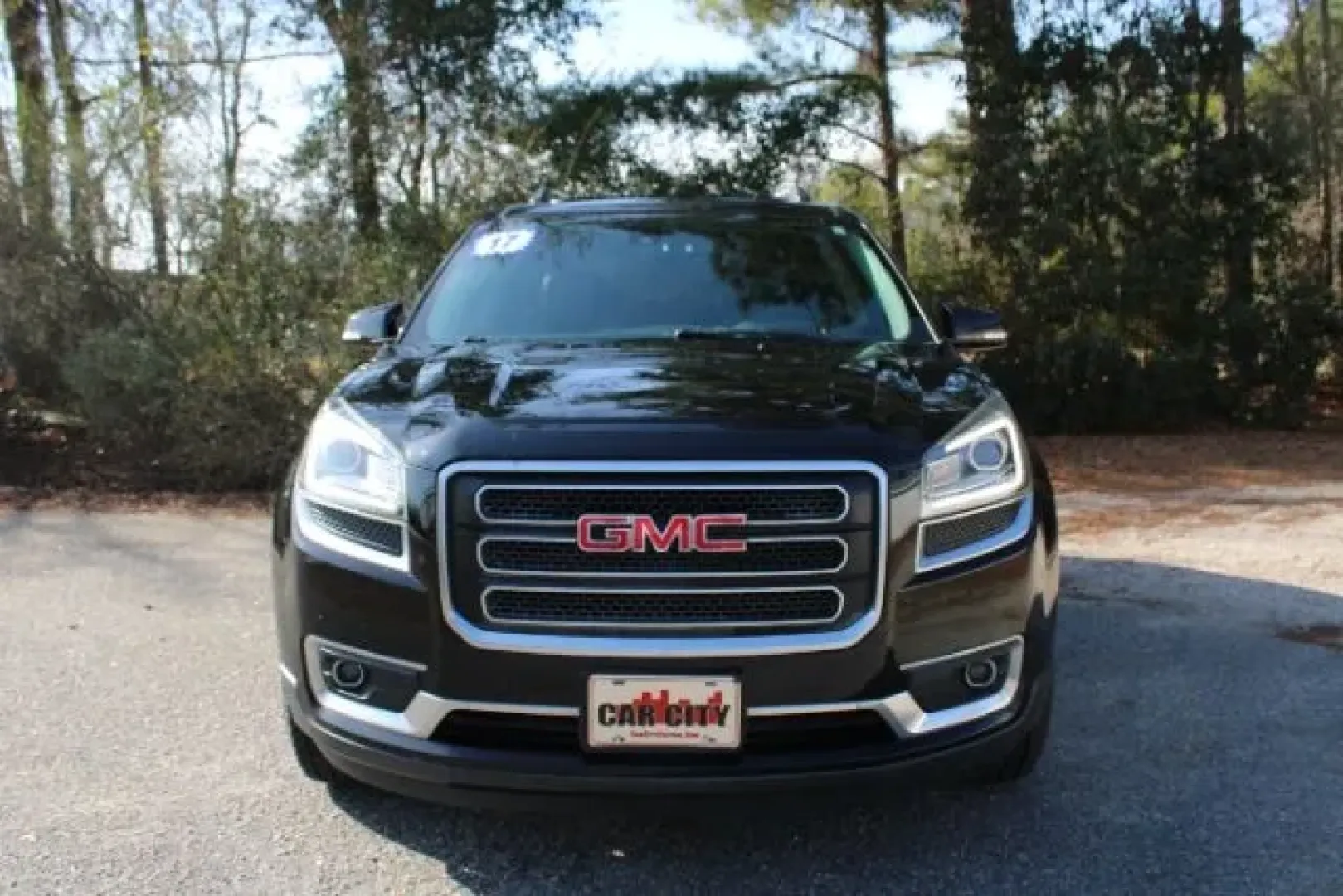 2017 GMC Acadia SUV (1GKKRSKD5HJ) with an Other engine, located at 3598 James B White Hwy South, Whiteville, NC, 28472, (910) 642-3196, 34.294846, -78.732613 - **Explore Adventures in Comfort with the 2017 GMC Acadia at Car City - Whitesville!**<br /> <br /> Are you ready to elevate your family outings and weekend getaways? Look no further than our stunning 2017 GMC Acadia, perfect for those who crave adventure without sacrificing comfort. With its spaciou - Photo#1