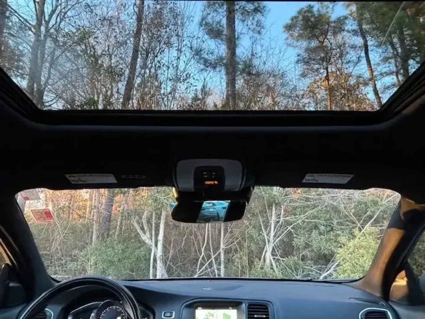 2017 /BLACK LEATHER Volvo S60 T6 R-Design Platinum (YV149MTS7H2) with an Drive-E 2L I-4 gasoline direct injection engine, 8A transmission, located at 3598 James B White Hwy South, Whiteville, NC, 28472, (910) 642-3196, 34.294846, -78.732613 - **Elevate Your Driving Experience with This 2017 Volvo S60 T6 R-Design Platinum! Perfect for Commuting and Weekend Adventures!**<br /> <br /> Are you in search of a vehicle that combines luxury, performance, and practicality? Look no further than this stunning 2017 Volvo S60 T6 R-Design Platinum, av - Photo#8