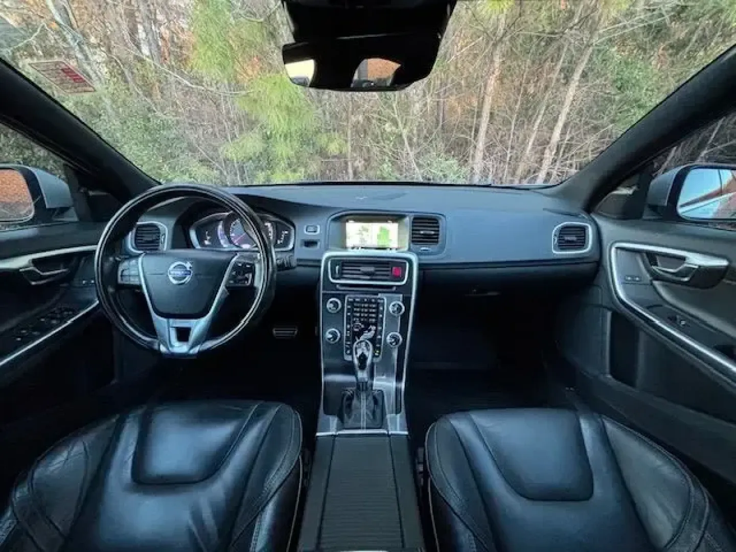 2017 /BLACK LEATHER Volvo S60 T6 R-Design Platinum (YV149MTS7H2) with an Drive-E 2L I-4 gasoline direct injection engine, 8A transmission, located at 3598 James B White Hwy South, Whiteville, NC, 28472, (910) 642-3196, 34.294846, -78.732613 - **Elevate Your Driving Experience with This 2017 Volvo S60 T6 R-Design Platinum! Perfect for Commuting and Weekend Adventures!**<br /> <br /> Are you in search of a vehicle that combines luxury, performance, and practicality? Look no further than this stunning 2017 Volvo S60 T6 R-Design Platinum, av - Photo#10