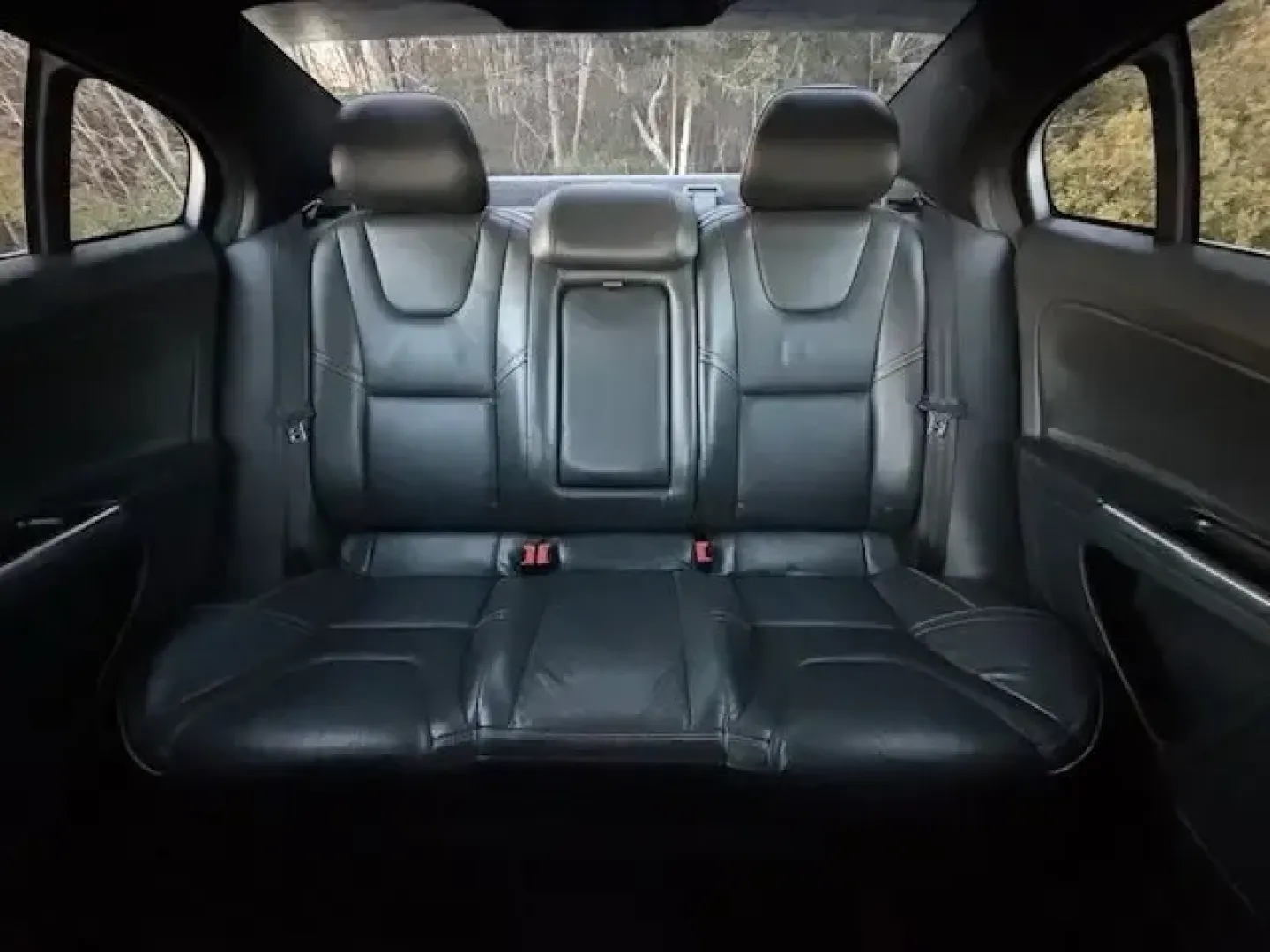 2017 /BLACK LEATHER Volvo S60 T6 R-Design Platinum (YV149MTS7H2) with an Drive-E 2L I-4 gasoline direct injection engine, 8A transmission, located at 3598 James B White Hwy South, Whiteville, NC, 28472, (910) 642-3196, 34.294846, -78.732613 - **Elevate Your Driving Experience with This 2017 Volvo S60 T6 R-Design Platinum! Perfect for Commuting and Weekend Adventures!**<br /> <br /> Are you in search of a vehicle that combines luxury, performance, and practicality? Look no further than this stunning 2017 Volvo S60 T6 R-Design Platinum, av - Photo#13