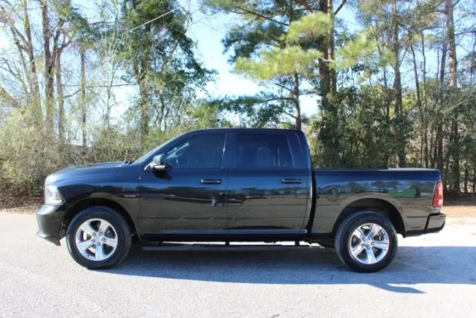 2017 Ram 1500 Sport Crew Cab 4x4 5'7 Box (1C6RR7MT0HS) with an Other engine, located at 3598 James B White Hwy South, Whiteville, NC, 28472, (910) 642-3196, 34.294846, -78.732613 - **Unleash Adventure with the 2017 Ram 1500 Sport Crew Cab 4x4**<br /> <br /> Looking for a reliable and rugged truck that fits seamlessly into your everyday lifestyle? The 2017 Ram 1500 Sport Crew Cab 4x4 is the perfect companion for weekend adventures, heavy-duty work, or simply navigating through - Photo#4