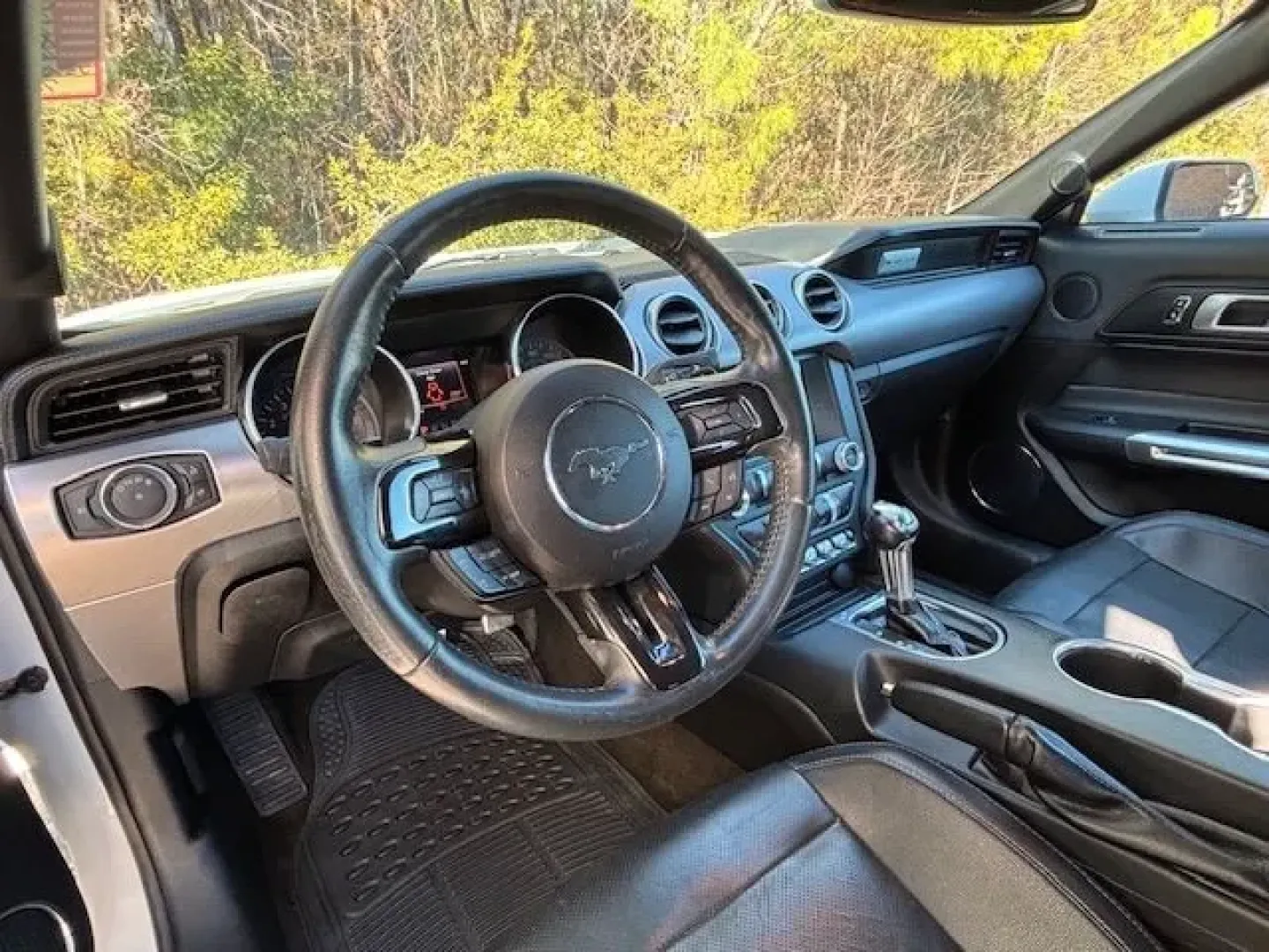 2018 /BLACK LEATHER Ford Mustang EcoBoost Premium Convertible (1FATP8UHXJ5) with an 2.3L L4 DOHC 16V engine, located at 2761 East Hwy 501, Conway, SC, 29526, (843) 331-1151, 33.781528, -78.989883 - **Unleash Your Spirit of Adventure with the 2018 Ford Mustang EcoBoost Premium Convertible!**<br /> <br /> Are you ready to elevate your driving experience? This stunning 2018 Ford Mustang EcoBoost Premium Convertible is perfect for those who crave the thrill of the open road while enjoying the comf - Photo#12