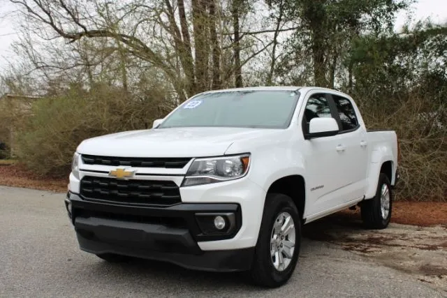 photo of 2022 Chevrolet Colorado 2WD Crew Cab Short Box LT