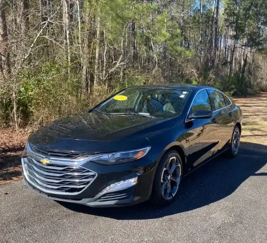photo of 2021 Chevrolet Malibu LT